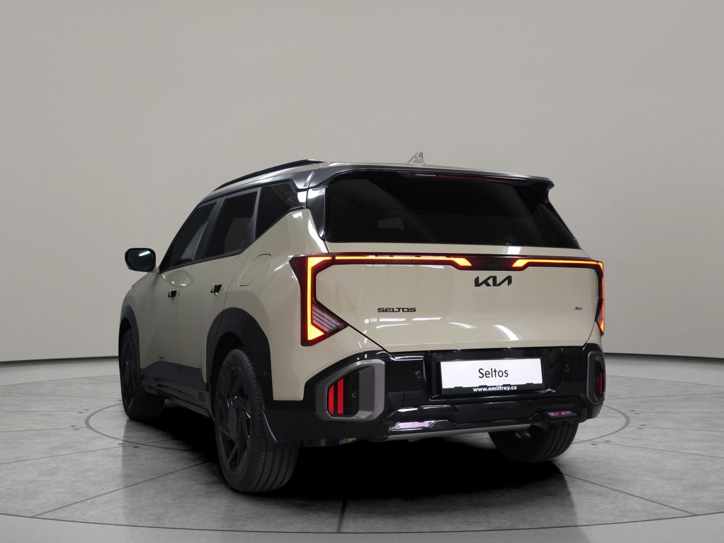 Kia, X-line - Vůz ve výrobě - fotka 6