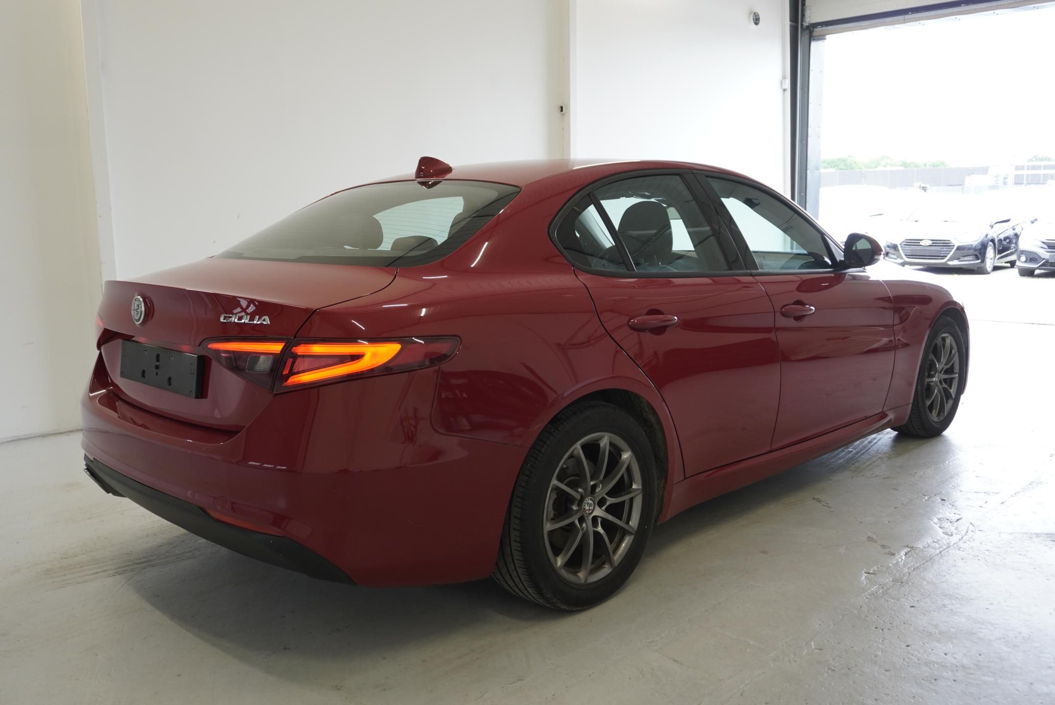 Alfa Romeo Giulia, 2.0 TURBO 147kW, 66 000KM !!! - fotka 5