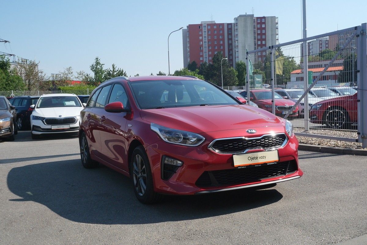 Kia Cee´d, 1.0 T-GDi 88kW Comfort - fotka 3