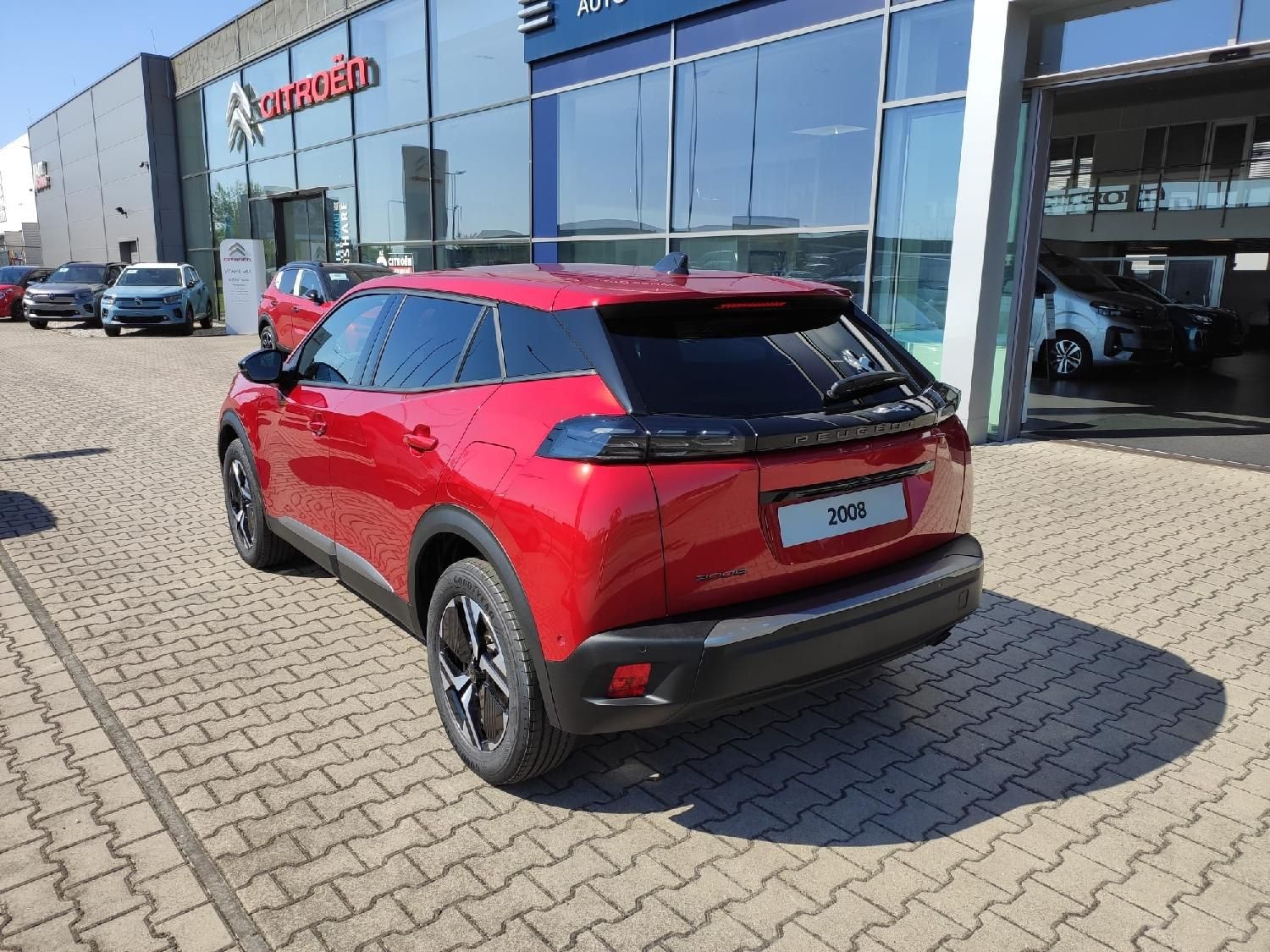 Peugeot 2008, ALLURE 1.2 TURBO 100k 2xkamera - fotka 3