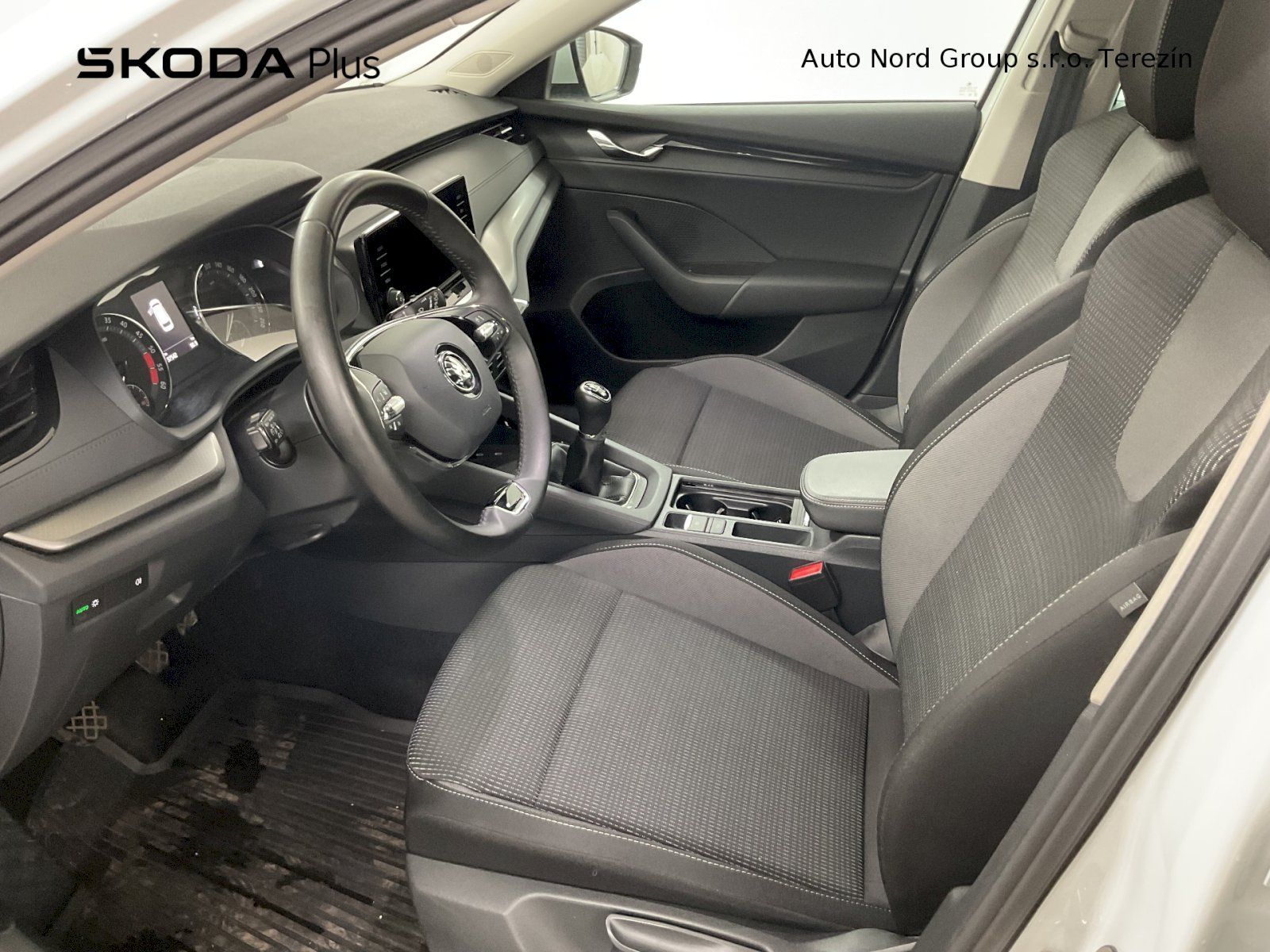 Škoda Octavia, COM AMB TD 85/2.0 M6F - fotka 5