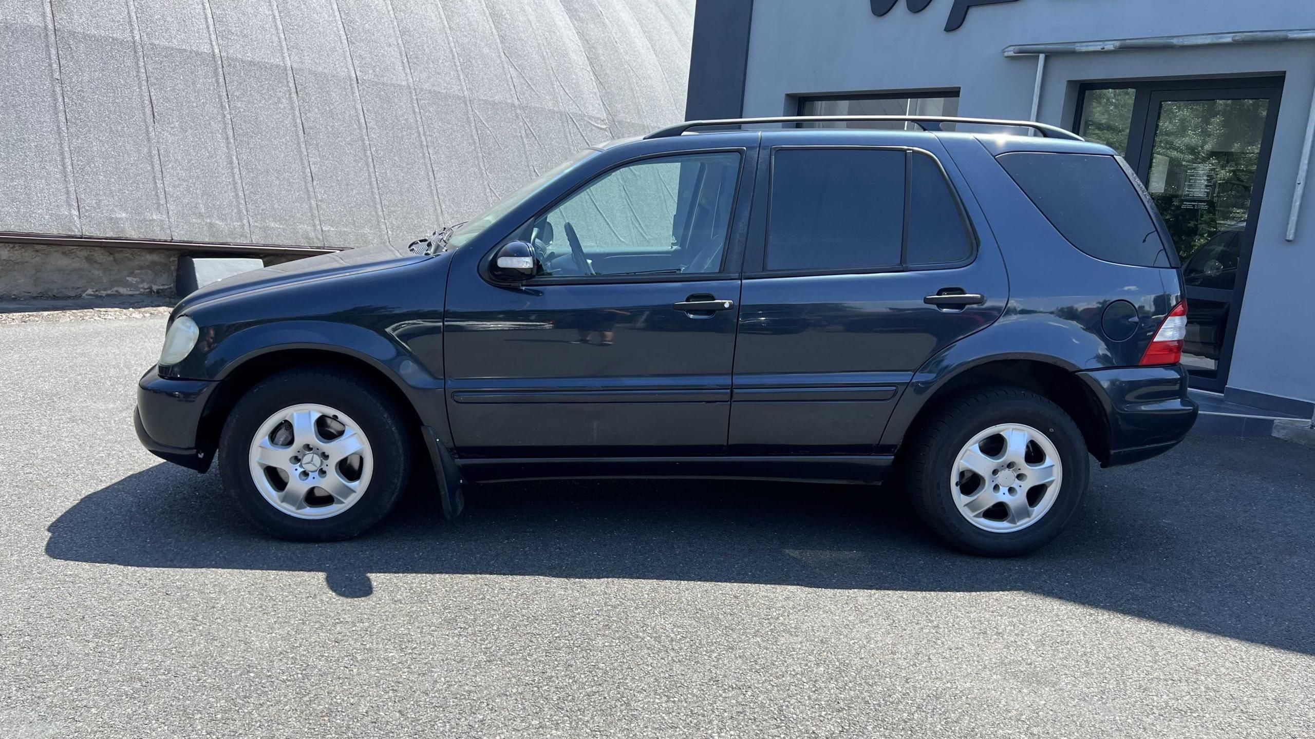 Mercedes-Benz Třídy M, ML 270 CDi 120 kW 4x4 NOVÁ STK - fotka 2
