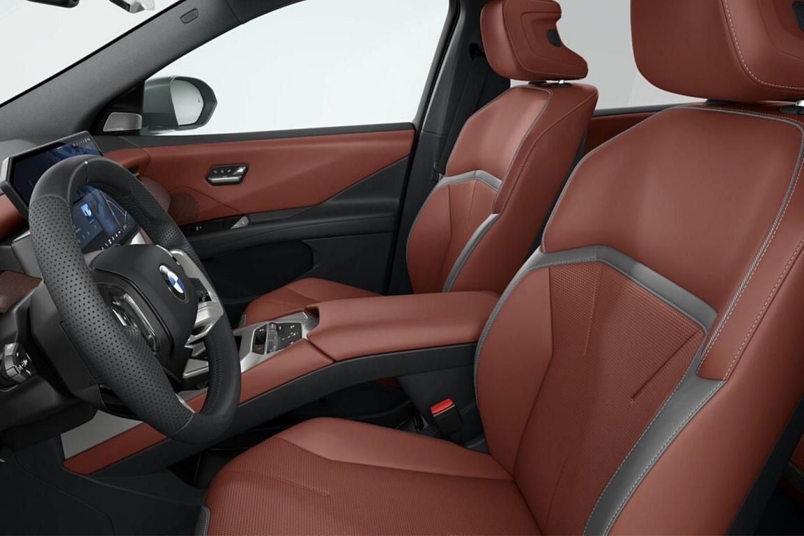 BMW iX3, 50 xDrive - fotka 3