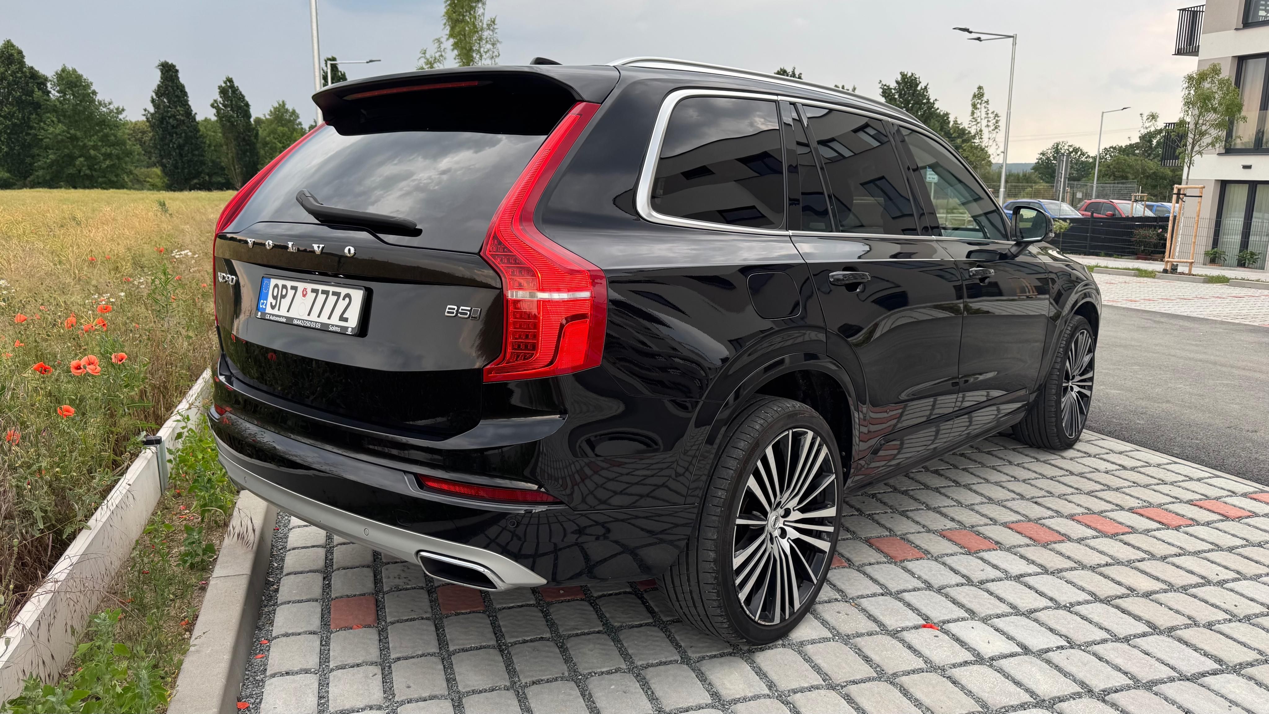 Volvo XC90, MomentumPro, Mild-Hybrid, AWD - fotka 6