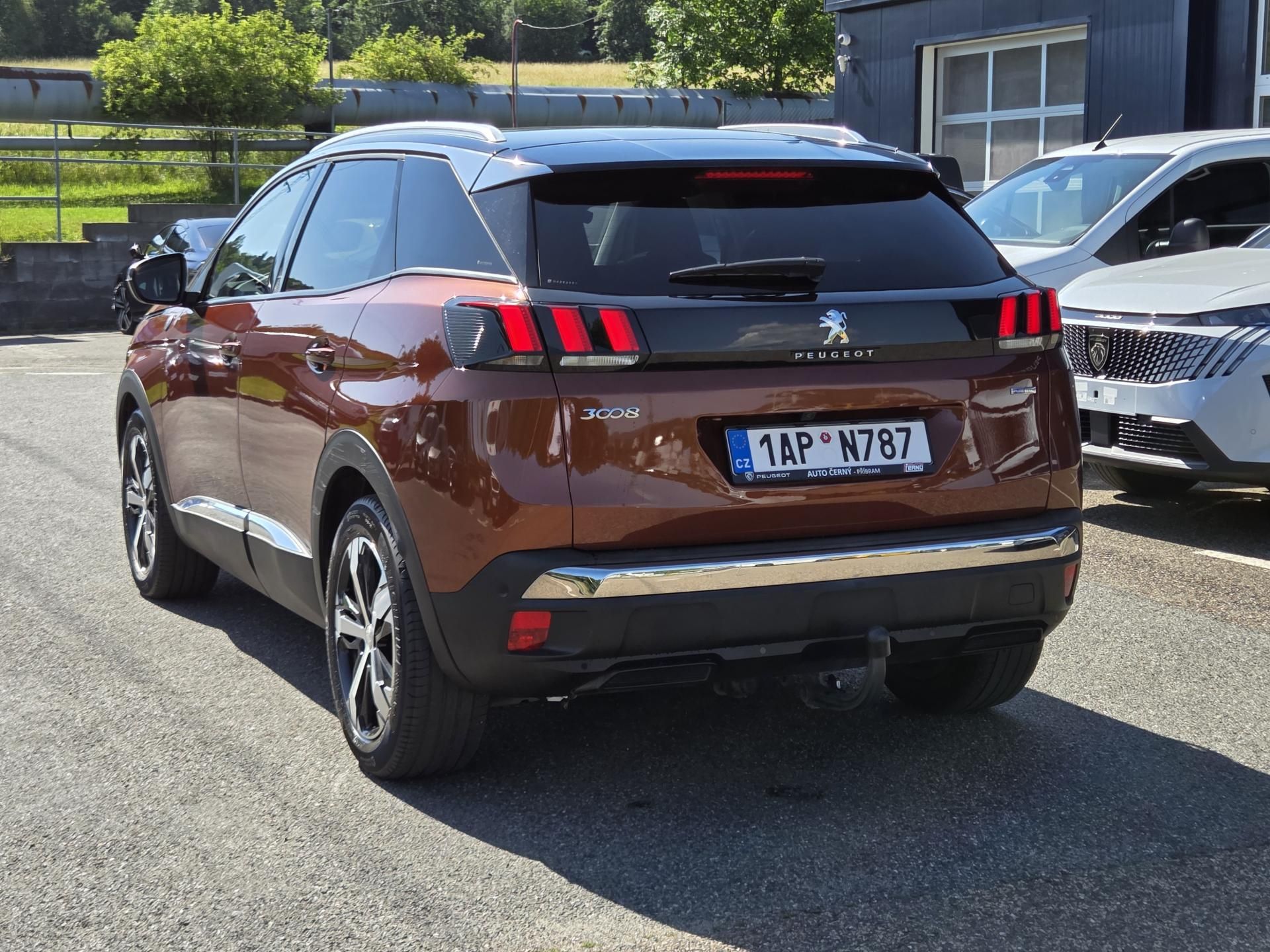 Peugeot 3008, 1.2 PT 130 ALLURE EAT6 - fotka 3