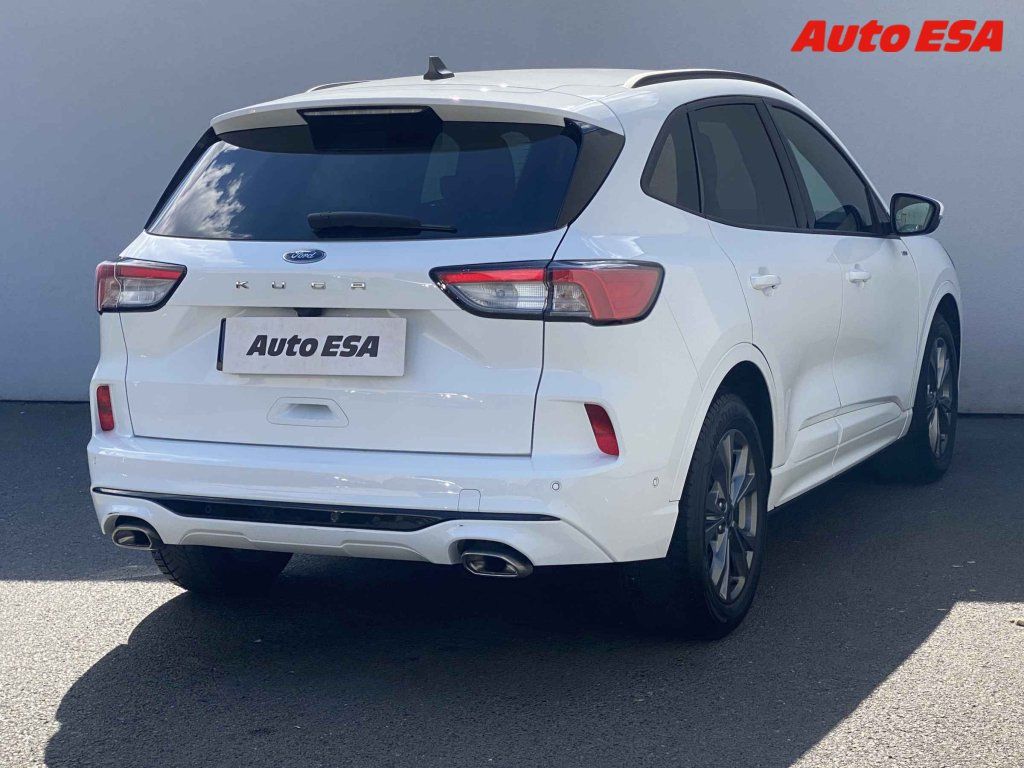 Ford Kuga, 1.5 EB,1.maj,ČR,ST-Line - fotka 4