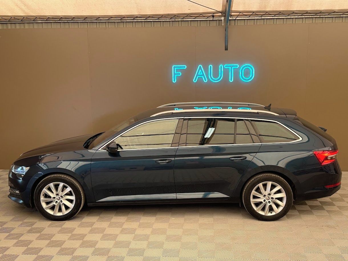 Škoda Superb, Combi Premium 4x4 2.0 TDI 147K - fotka 5