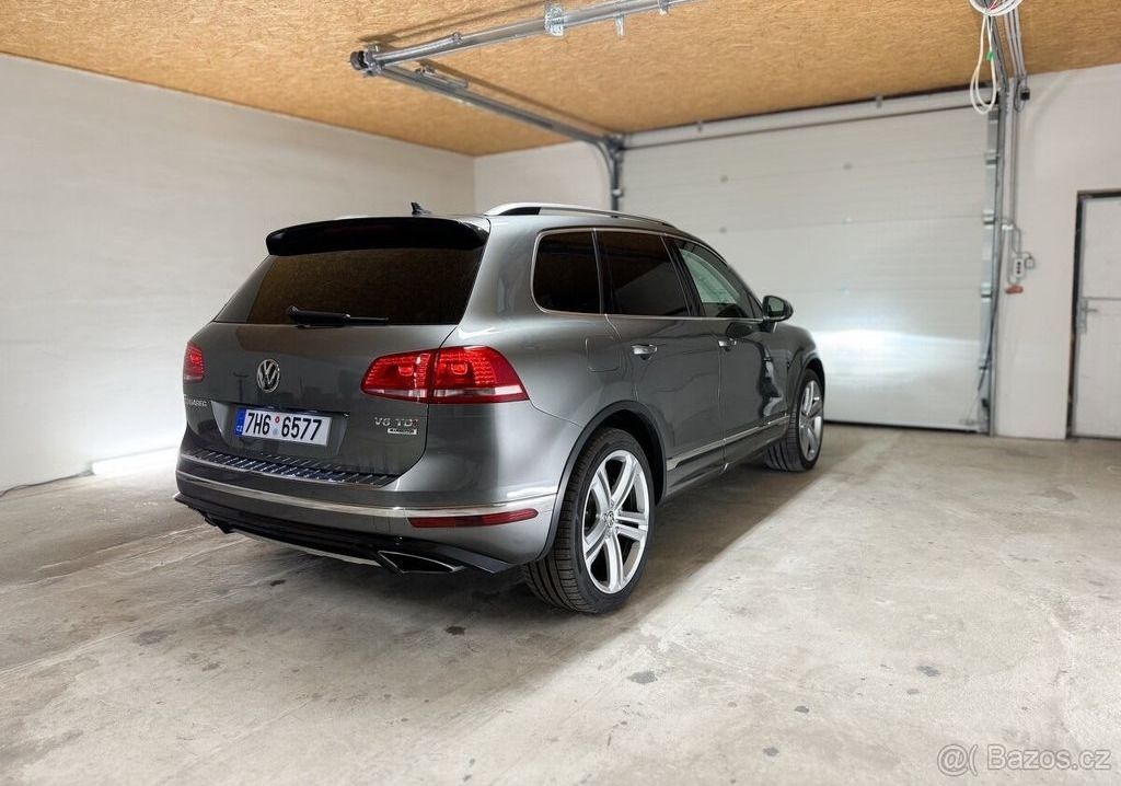 Volkswagen Touareg, R-line - fotka 3