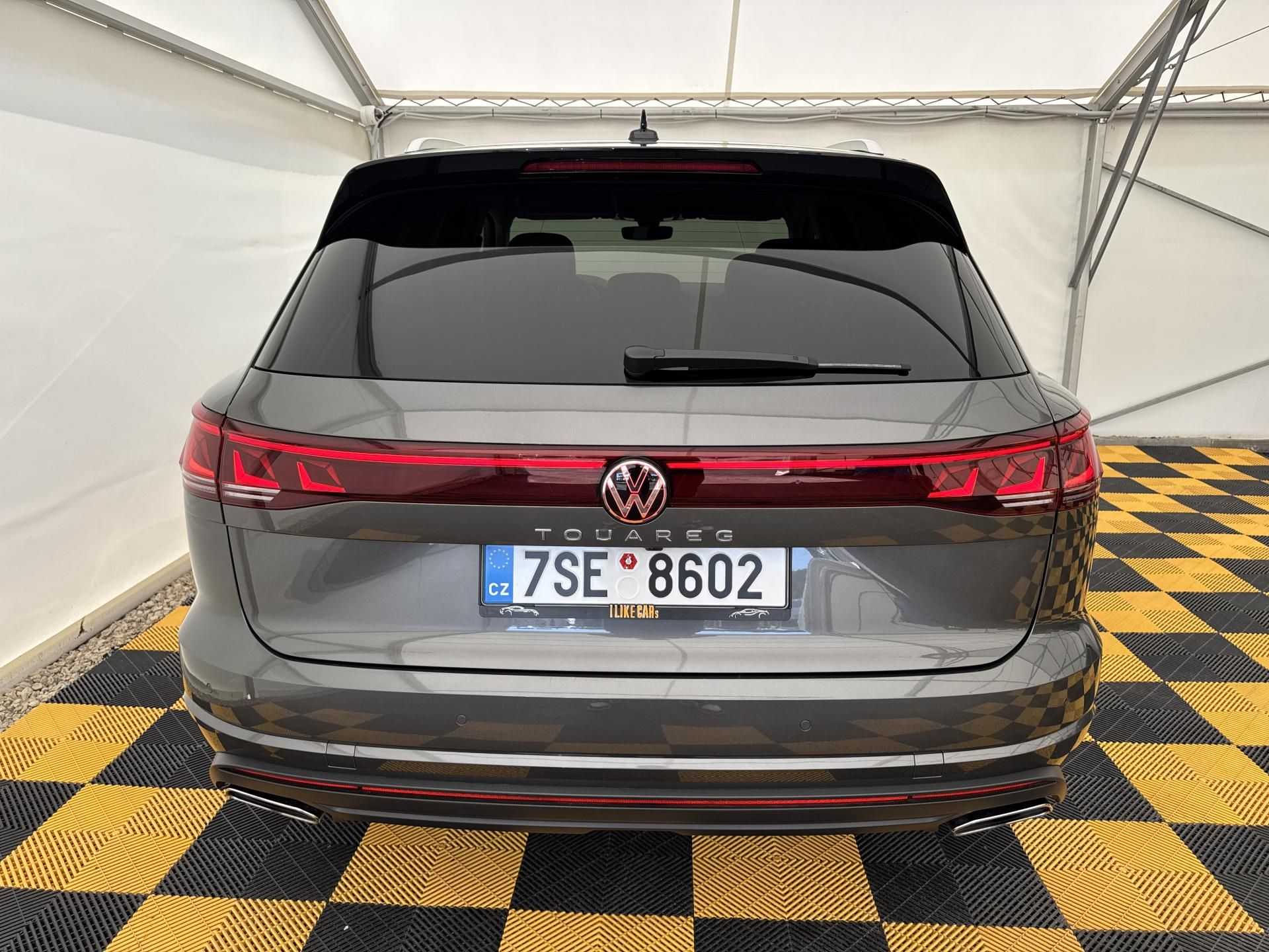 Volkswagen Touareg, 3.0Tdi*1-MAJ*DPH*ELEGANCE* - fotka 6