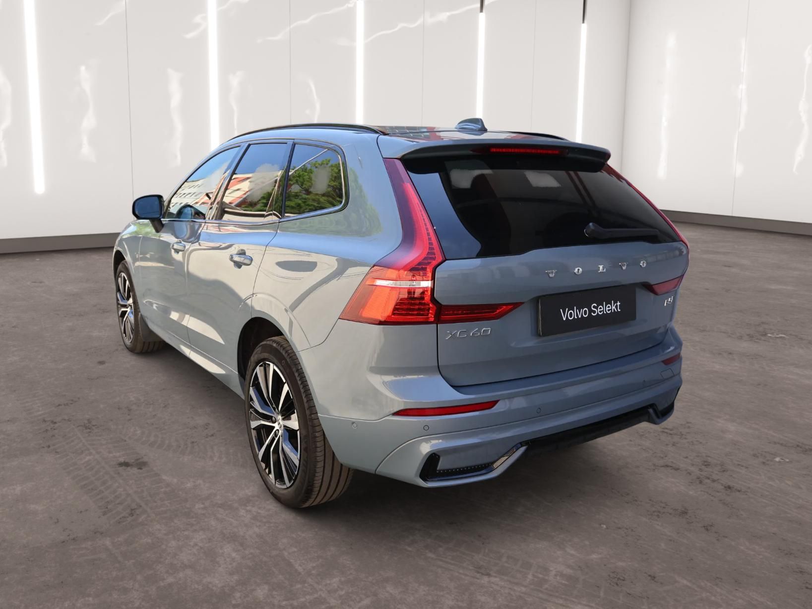 Volvo XC60, B5 AWD - fotka 2
