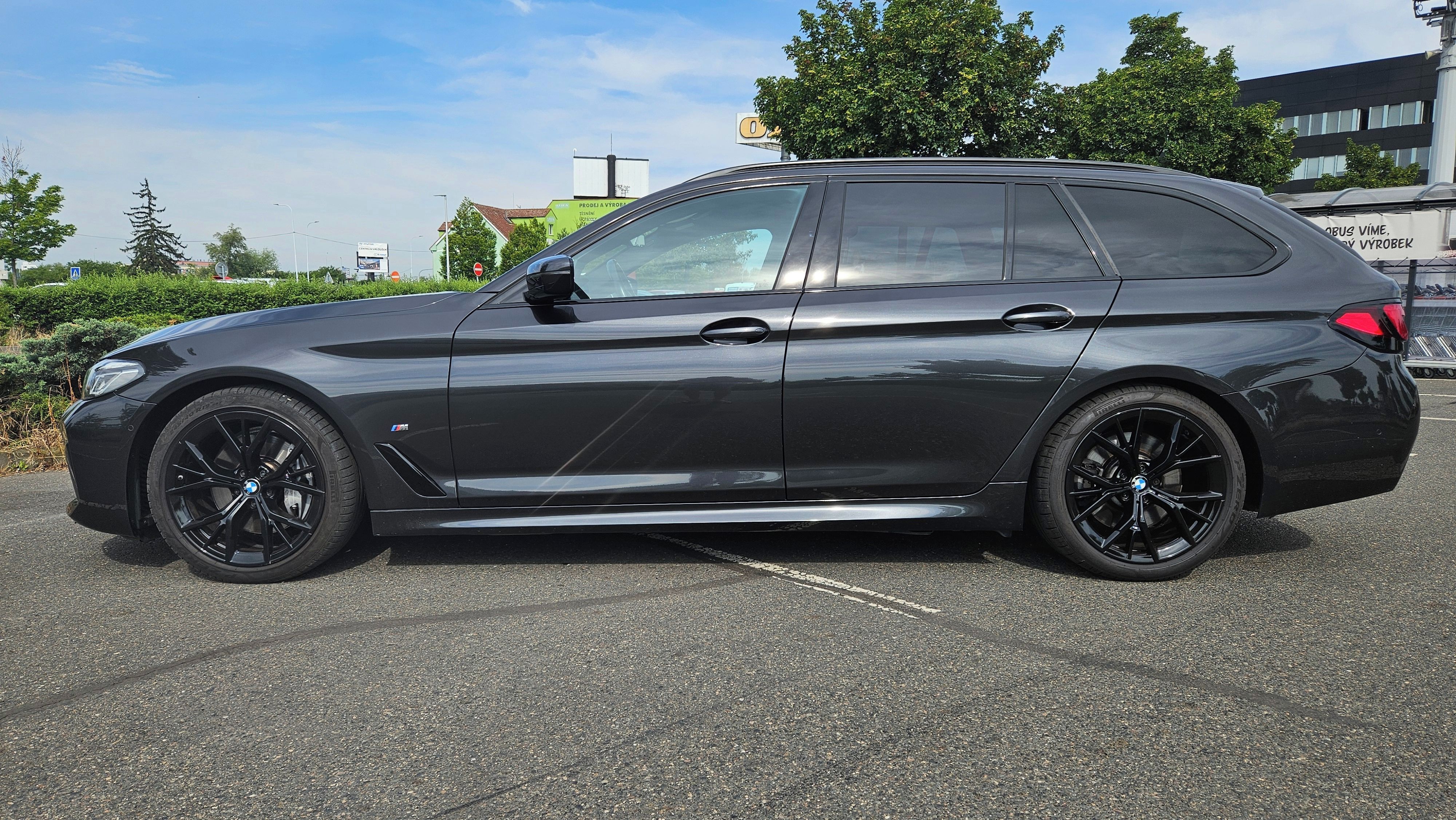 BMW Řada 5 - fotka 5