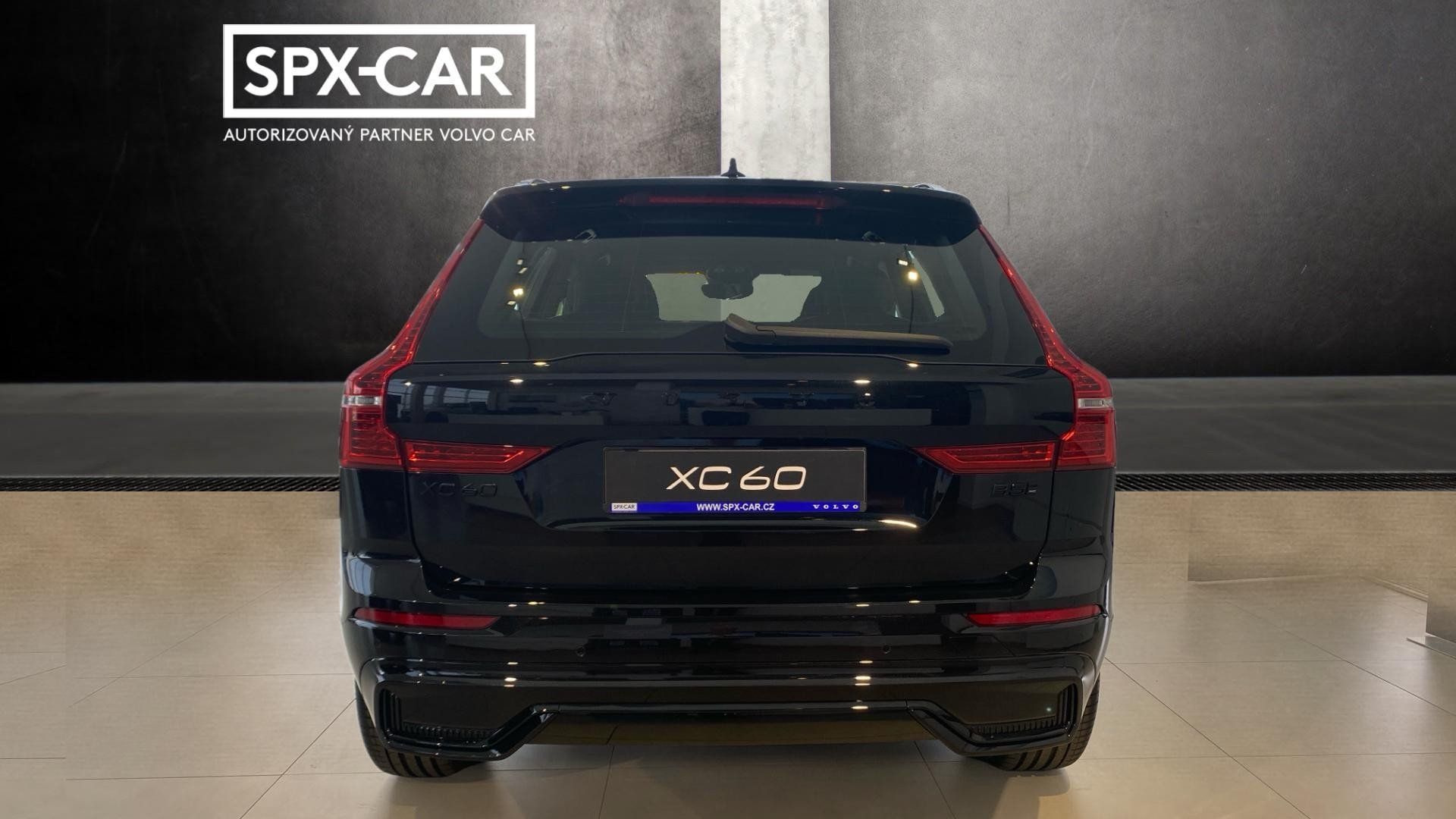 Volvo XC60, PLUS BLACK EDITION, B5 AWD, 18 - fotka 5