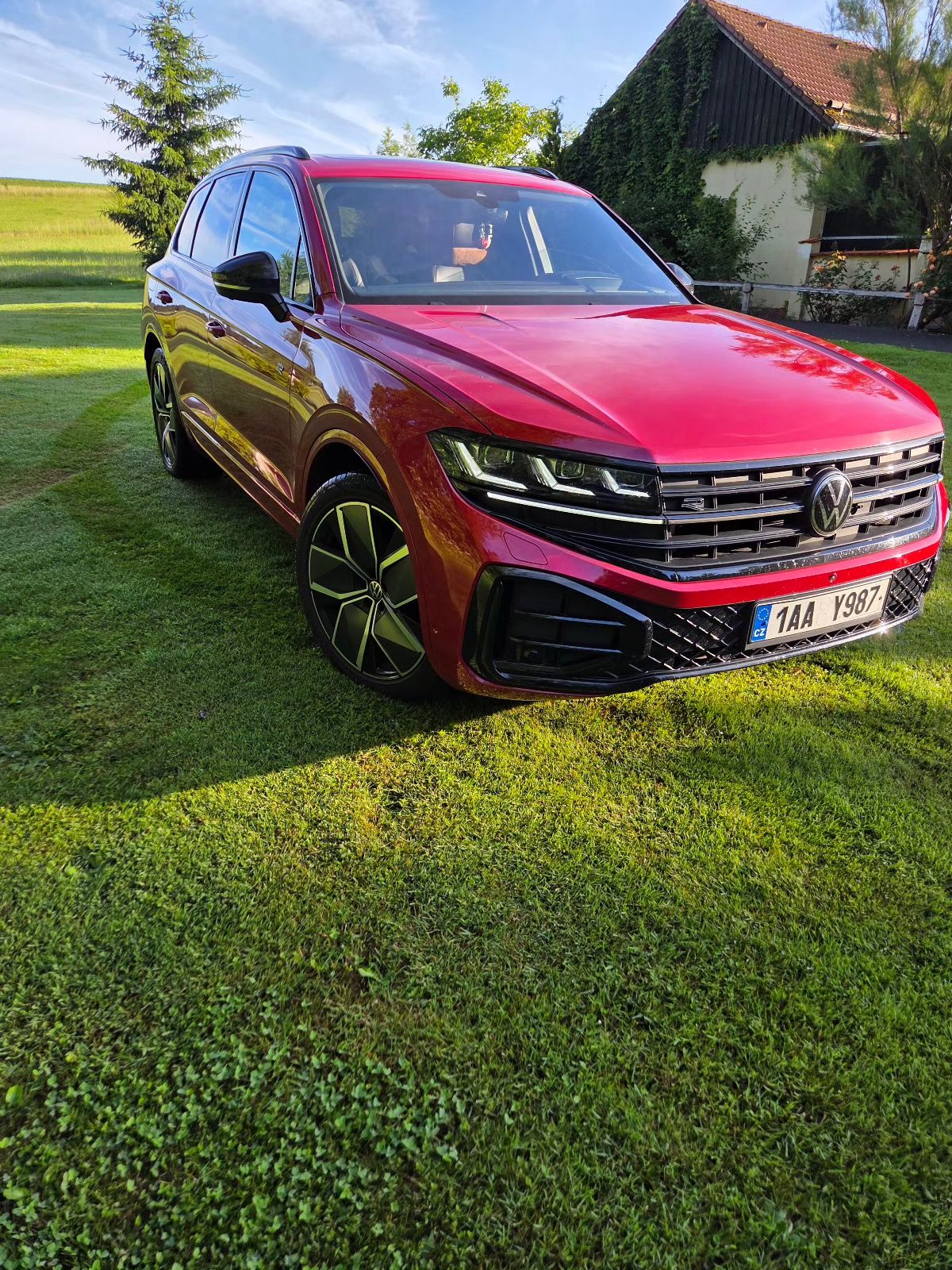 Volkswagen Touareg, R-Line 210 kw V6 3,0 tažné