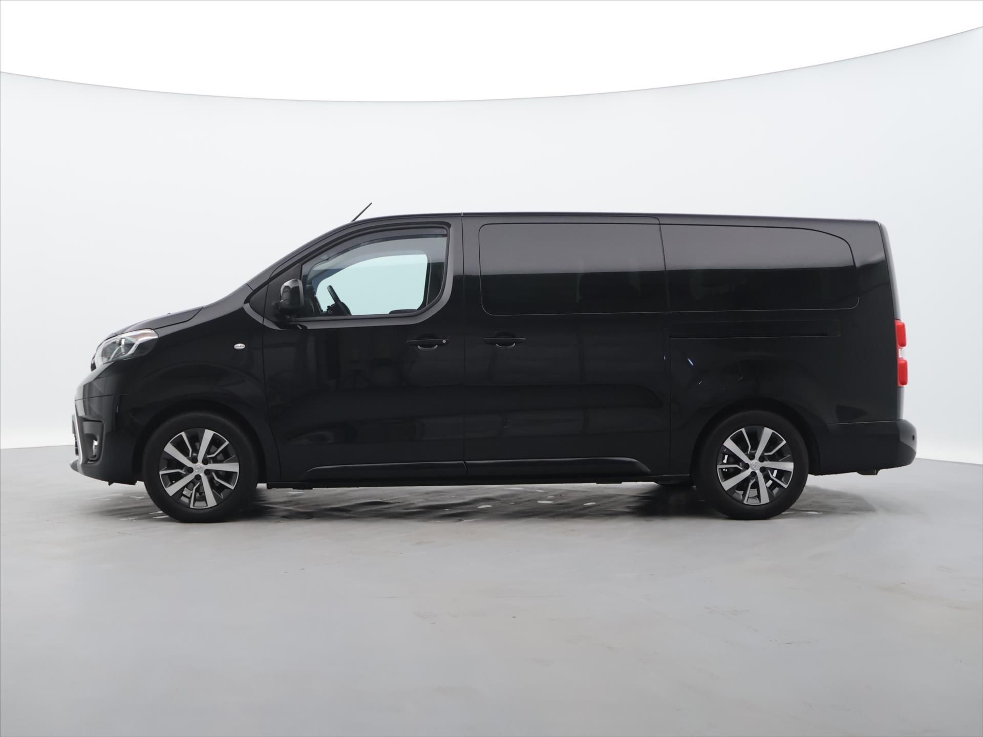 Toyota Proace, 2,0 I 130KW CZ 1.MAJ - fotka 4