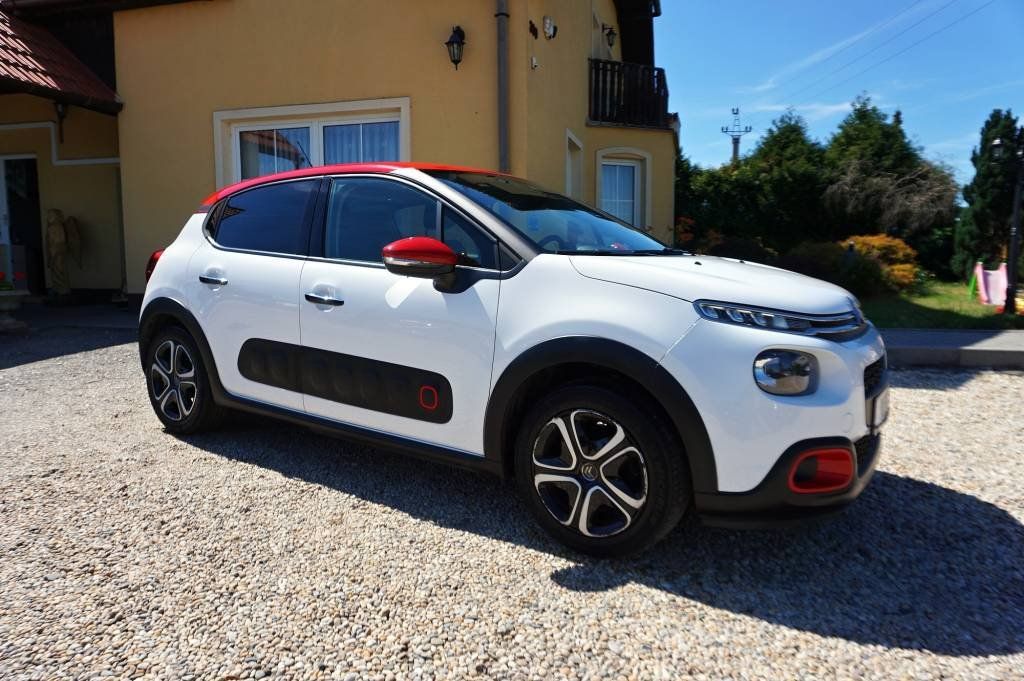 Citroën C3, SHINE 1,2 PT 60 kW - fotka 2
