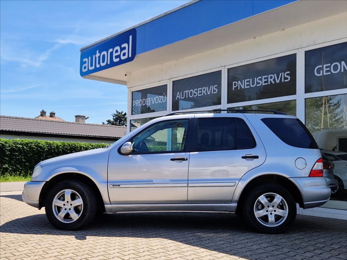 Mercedes-Benz Třídy M, 2,7 CDI 120kW AUTO  ML 270 CDI - fotka 2