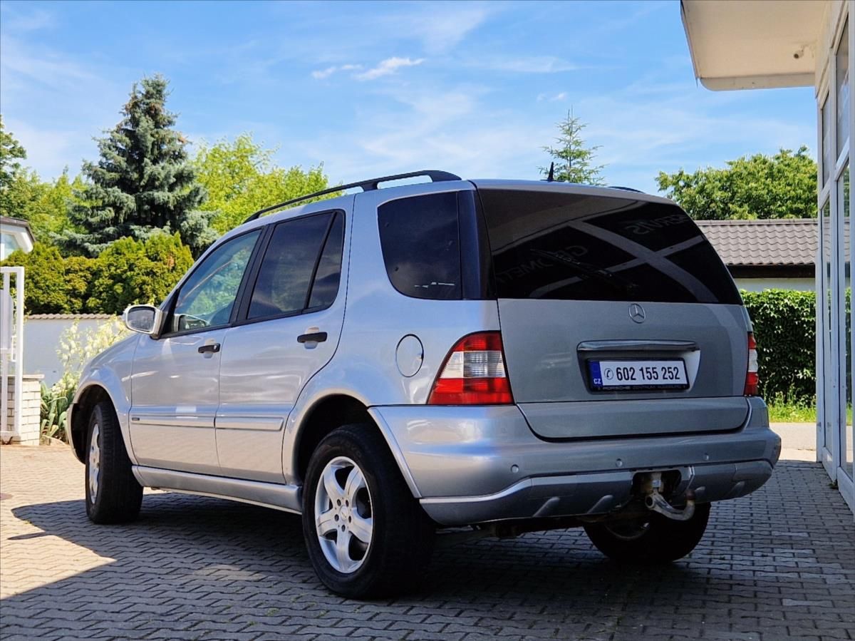 Mercedes-Benz Třídy M, 2,7 CDI 120kW AUTO  ML 270 CDI - fotka 3