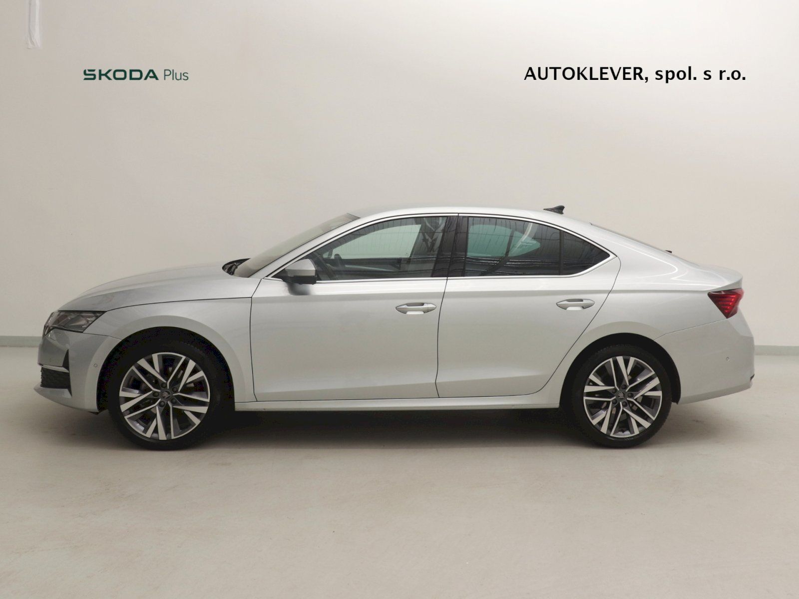 Škoda Octavia, Exclusive Selection DSG 2.0TDI - fotka 3
