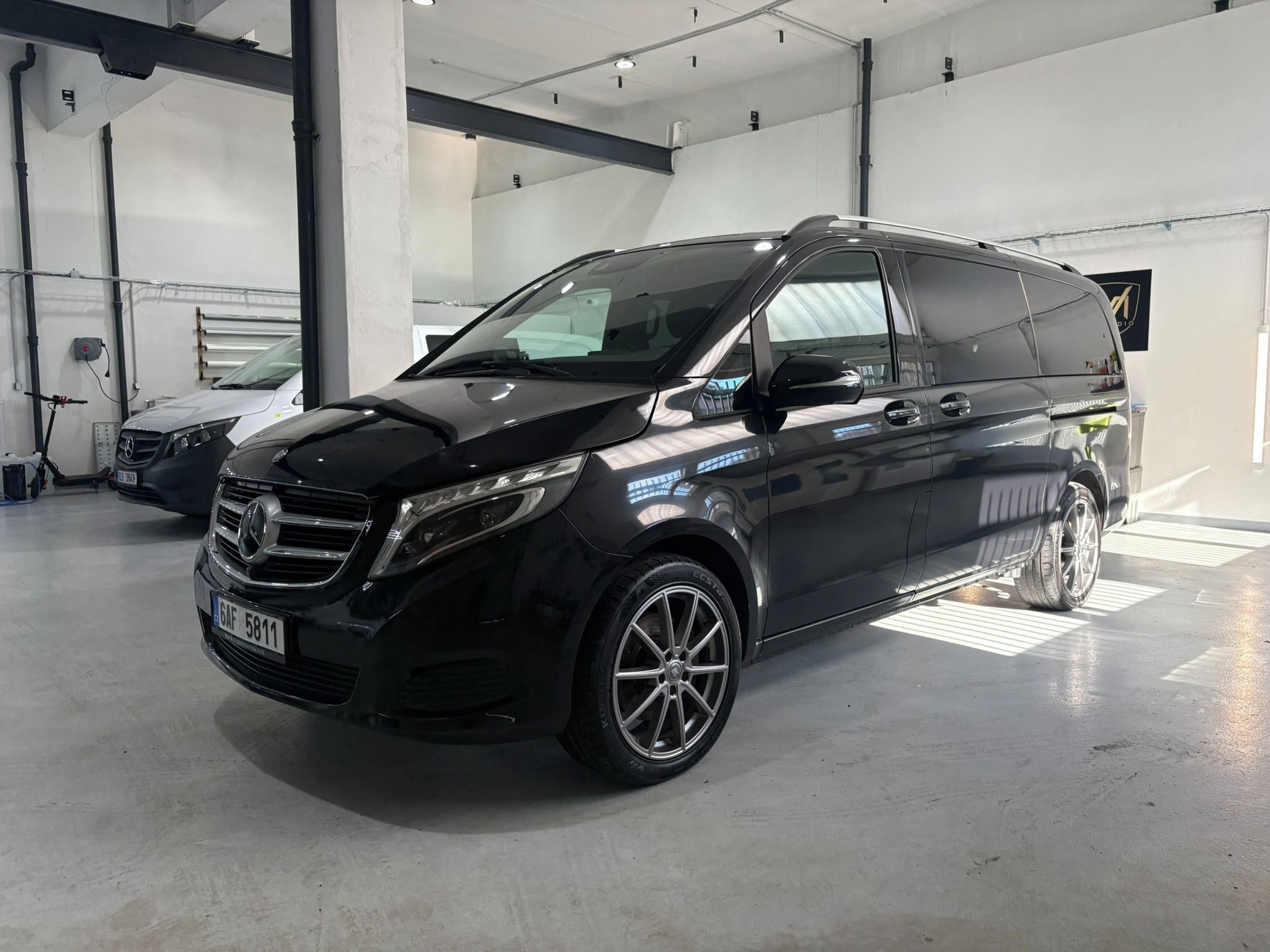 Mercedes-Benz Třídy V, Mercedes-Benz Třídy V, 250d 4M - fotka 3