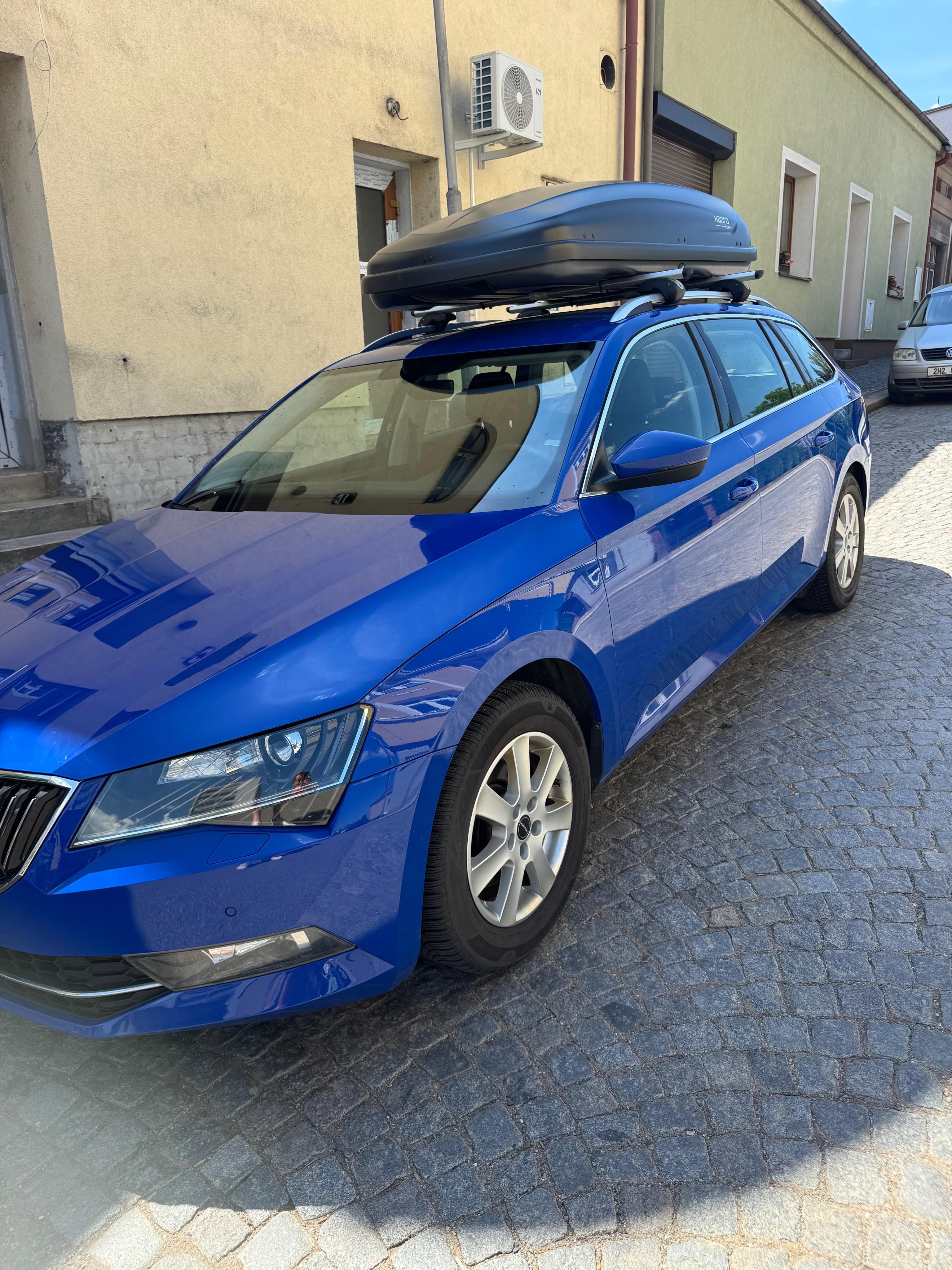 Škoda Superb, 2.0 TDI DSG 110kw cena s Dph - fotka 3
