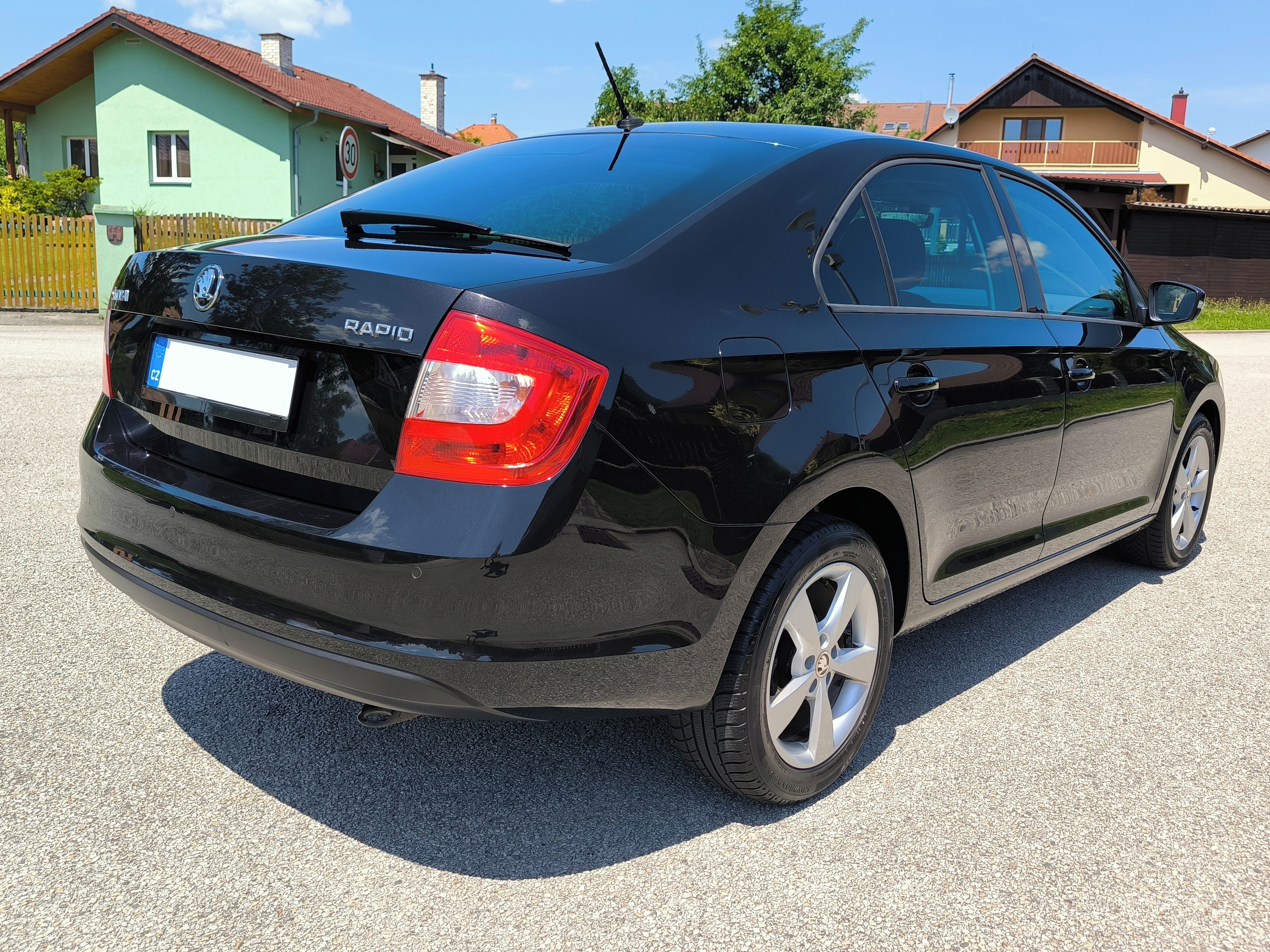 Škoda Rapid, 1.2 TSI 81kw STYLE - PŮVOD ČR - fotka 6