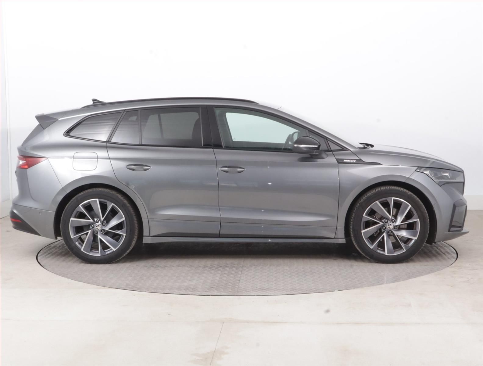 Škoda Enyaq iV, 60 (62 kWh), SoH 93% - fotka 6