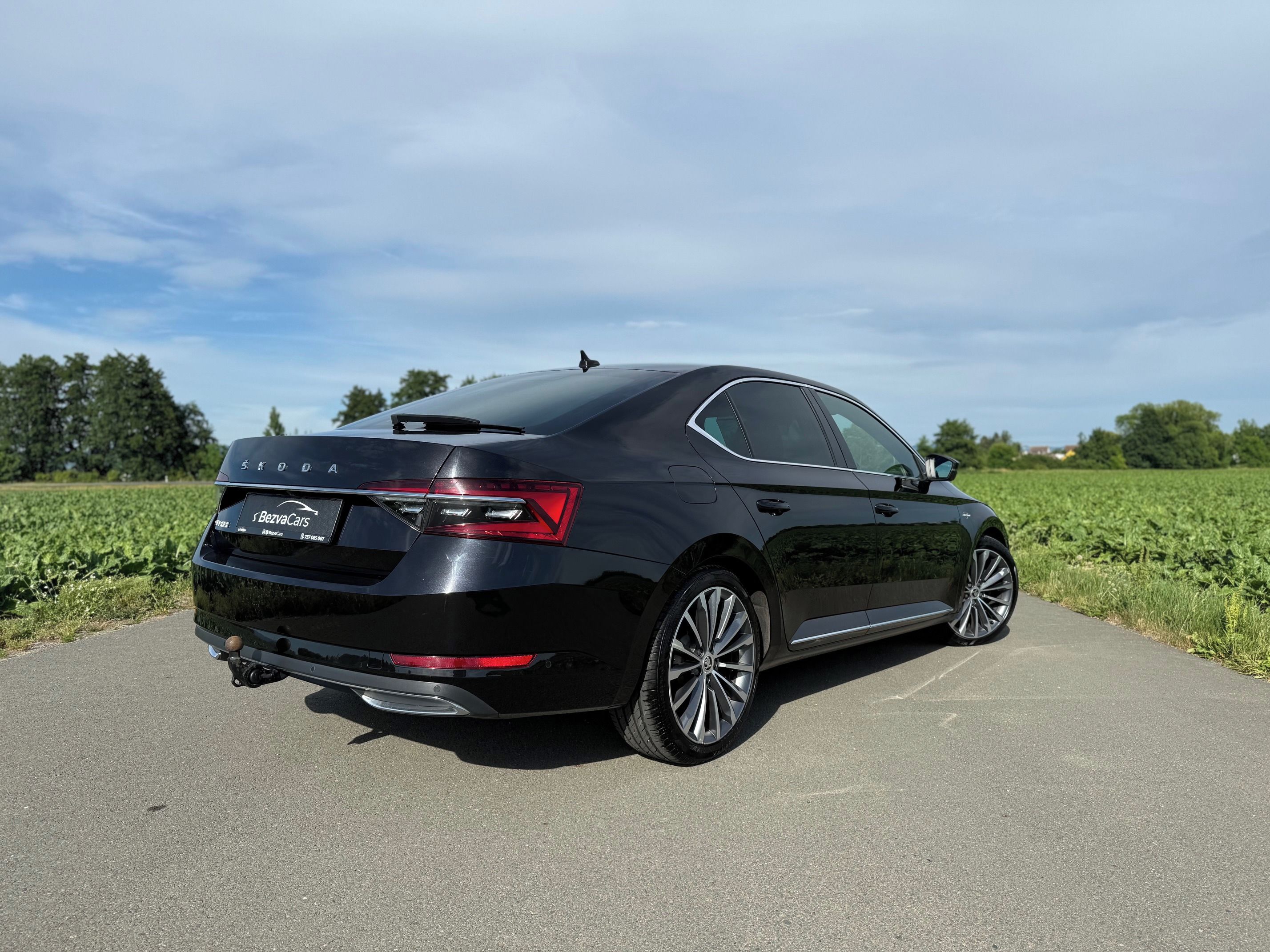 Škoda Superb, Superb 2.0TDI 140kW DSG L&K FL - fotka 3