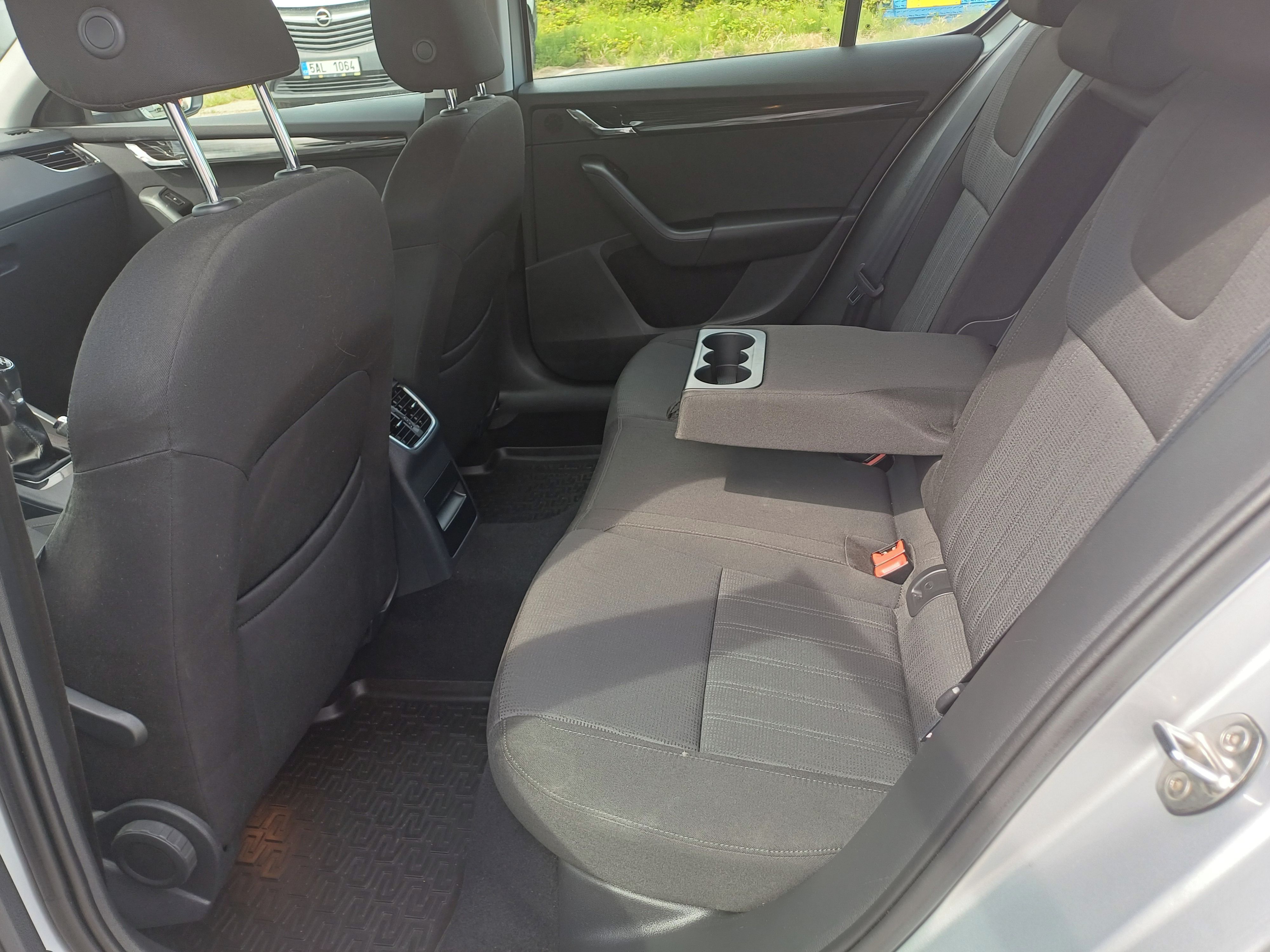 Škoda Octavia, 2017 fl, 1.6 tdi 85kw style,TZ - fotka 5