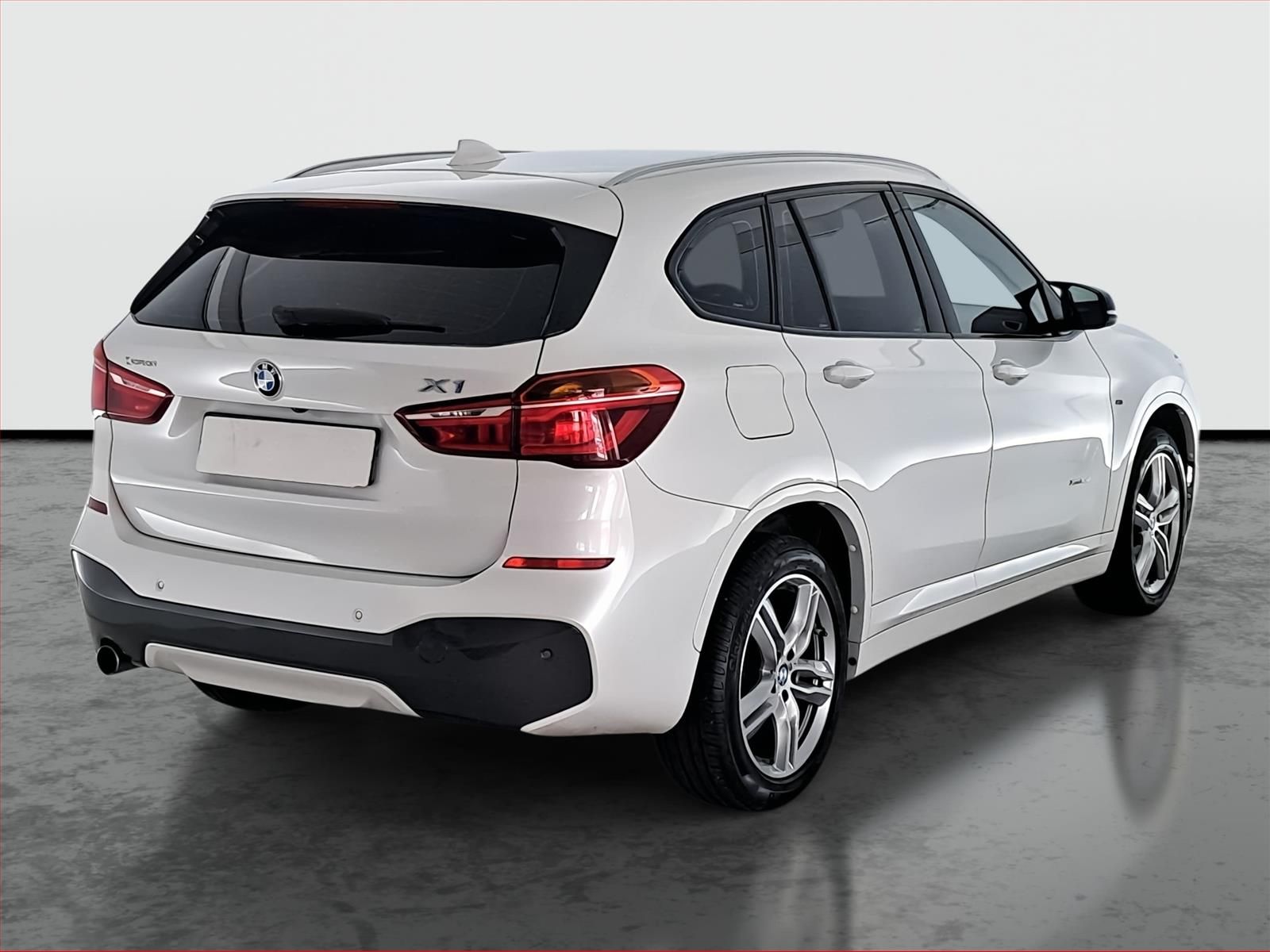 BMW X1, xDrive18d, Automat, Serv.kniha - fotka 5