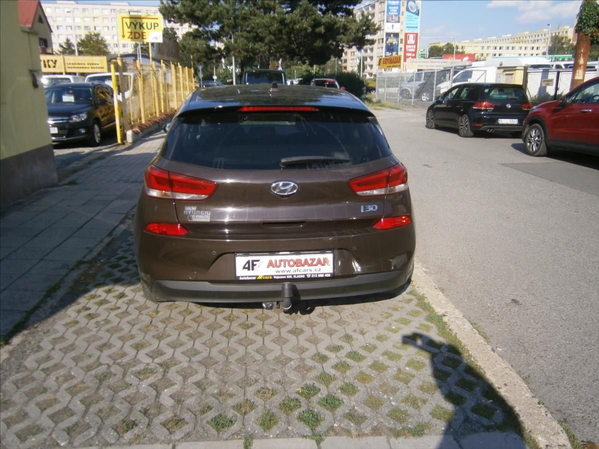 Hyundai i30, 1,6 CRDI - fotka 5