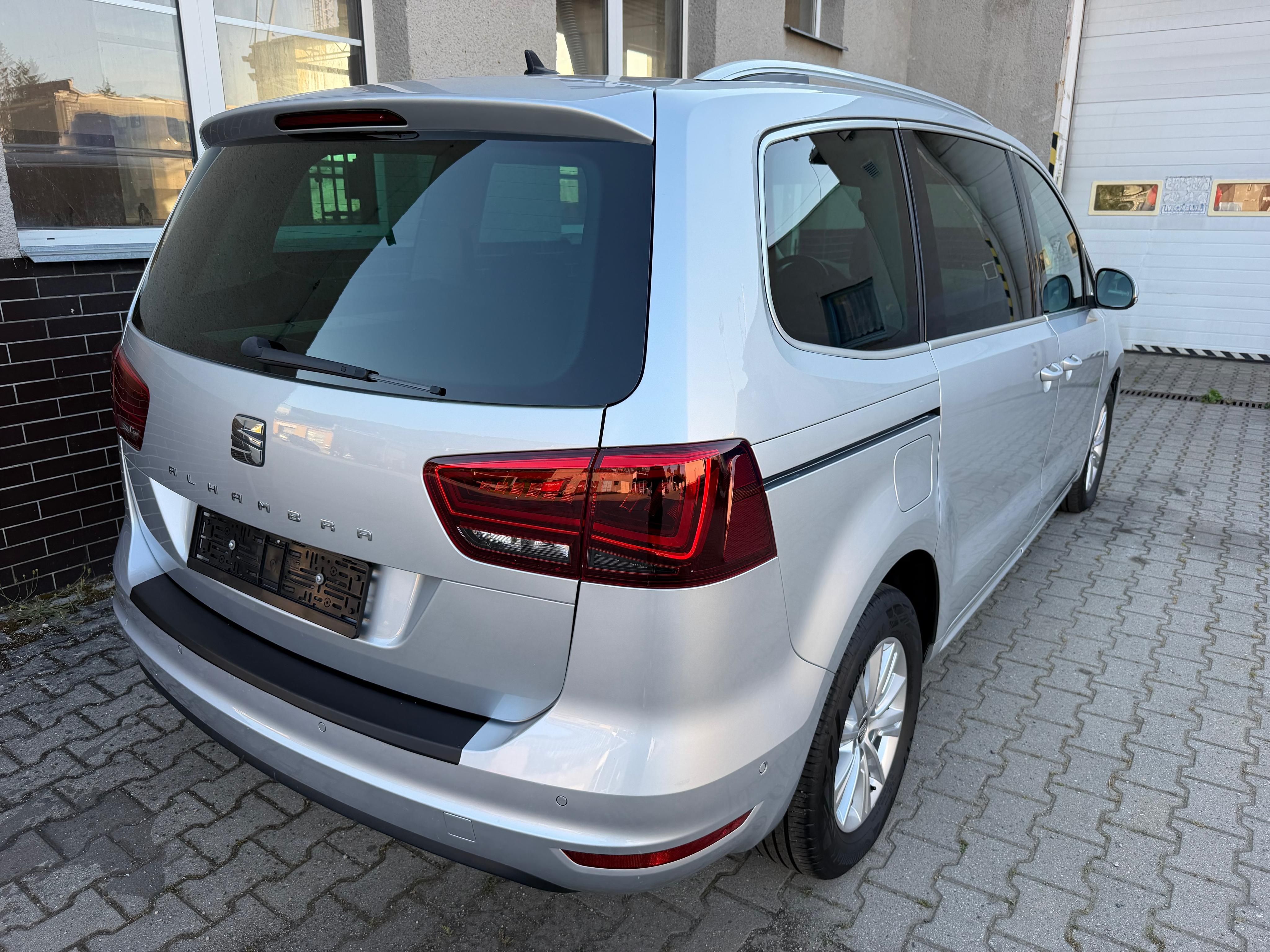 Seat Alhambra, 2.0 TDI DSG - fotka 6