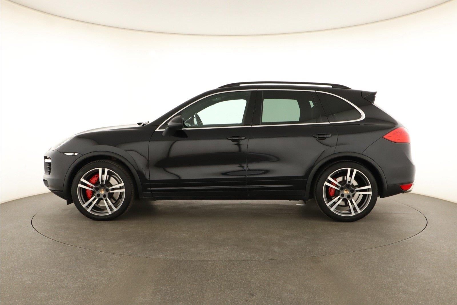 Porsche Cayenne, Turbo, 4X4, Automat, ČR,1.maj - fotka 3