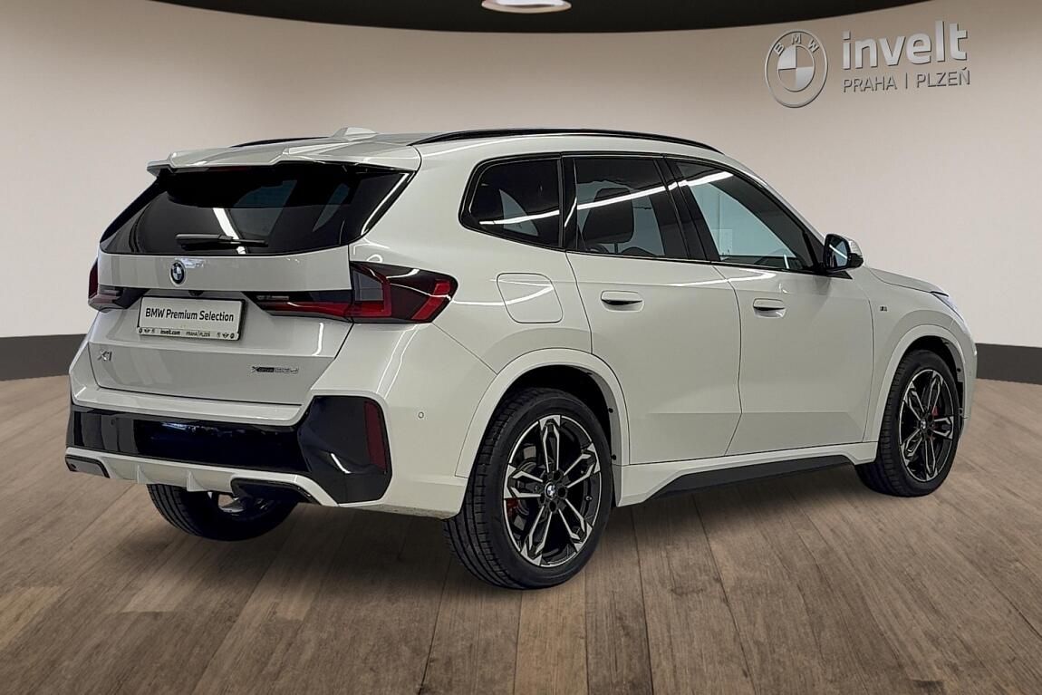 BMW X1, xDrive23d - fotka 3