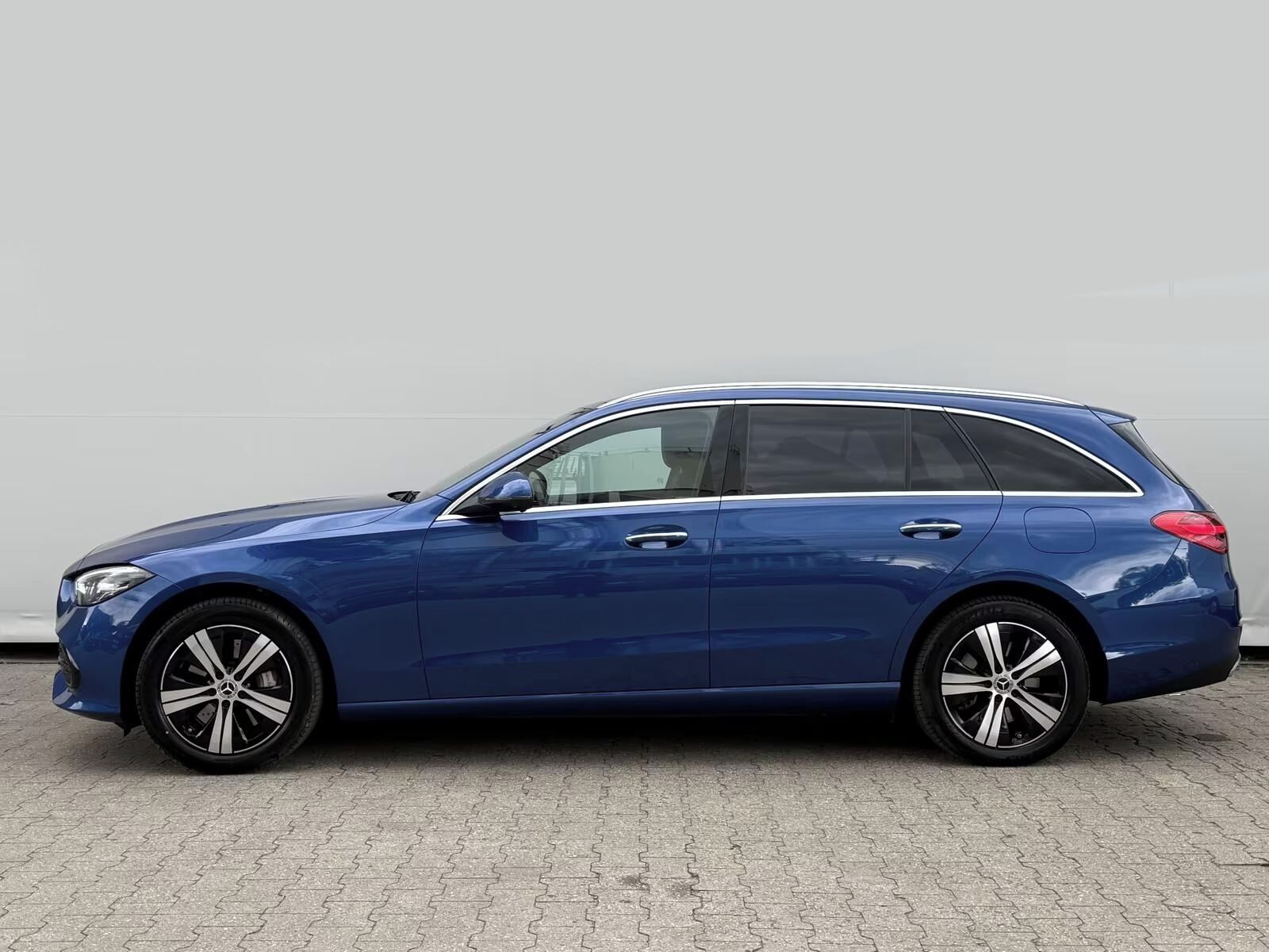 Mercedes-Benz Třídy C, 300 de 4M T Avantgarde Advan. - fotka 6