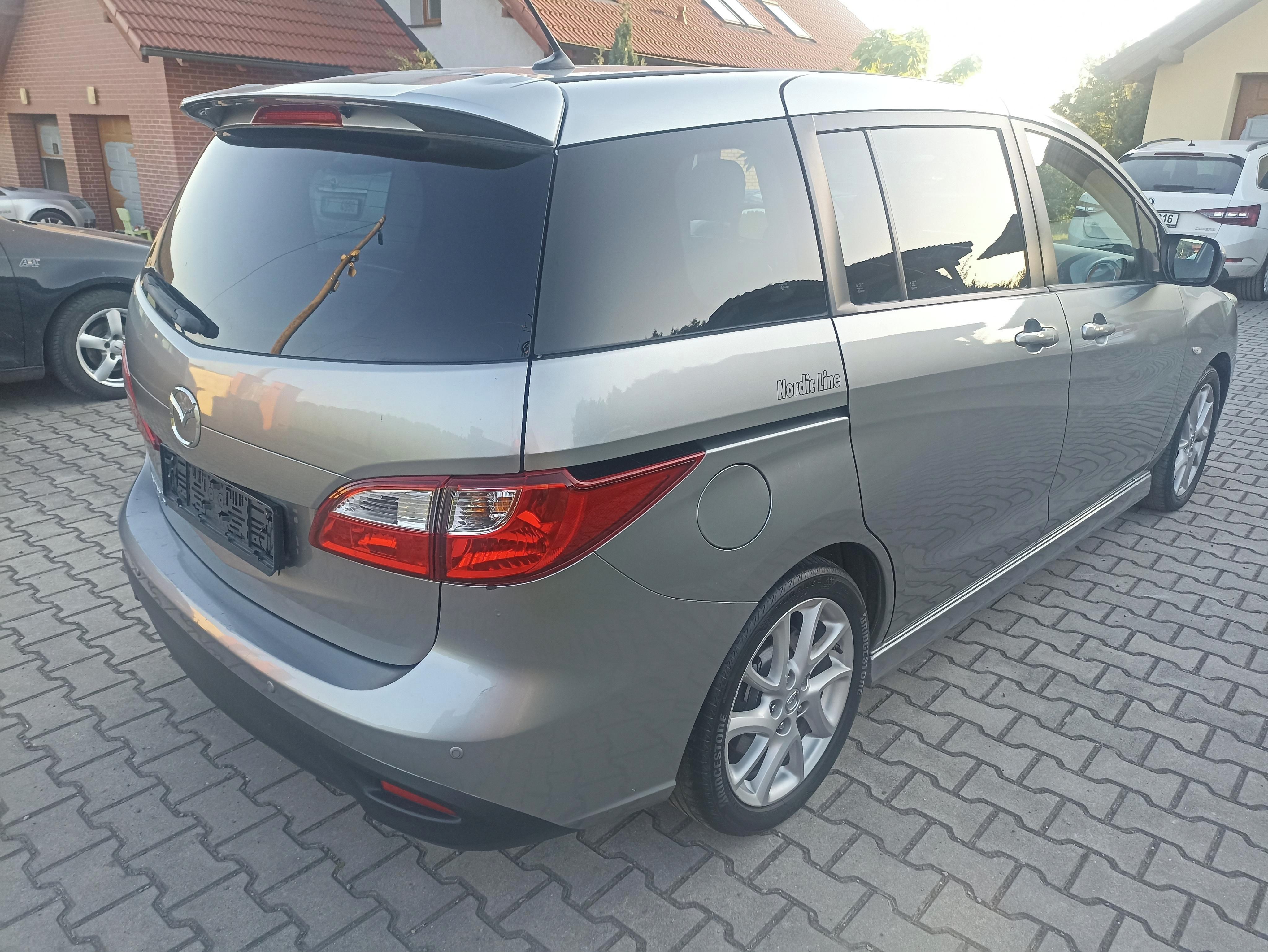 Mazda 5, 2.0 16v ,7mist,Sport - fotka 4