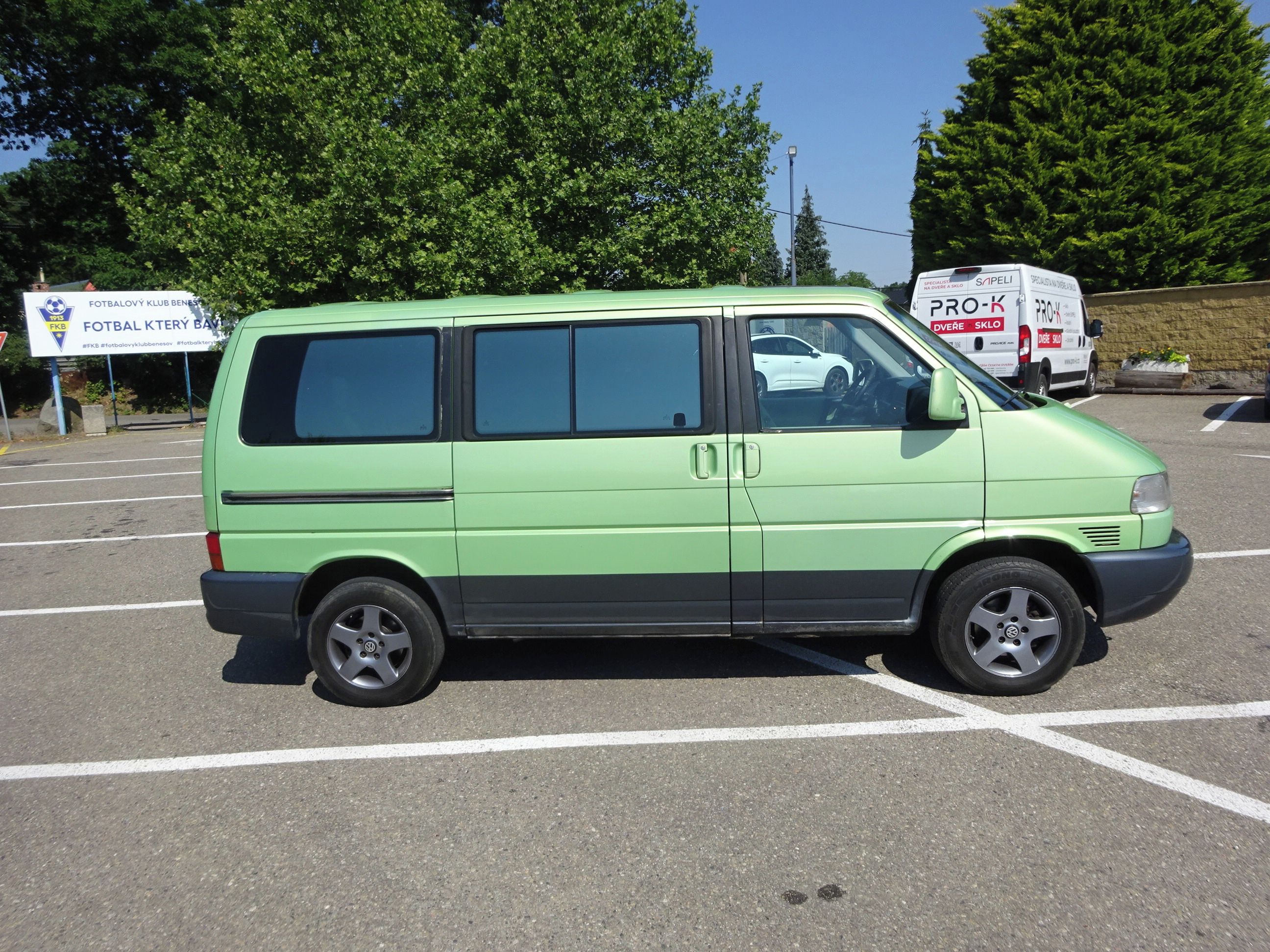 Volkswagen Multivan, 2.5 TDI (75 KW)  7 mist - fotka 3
