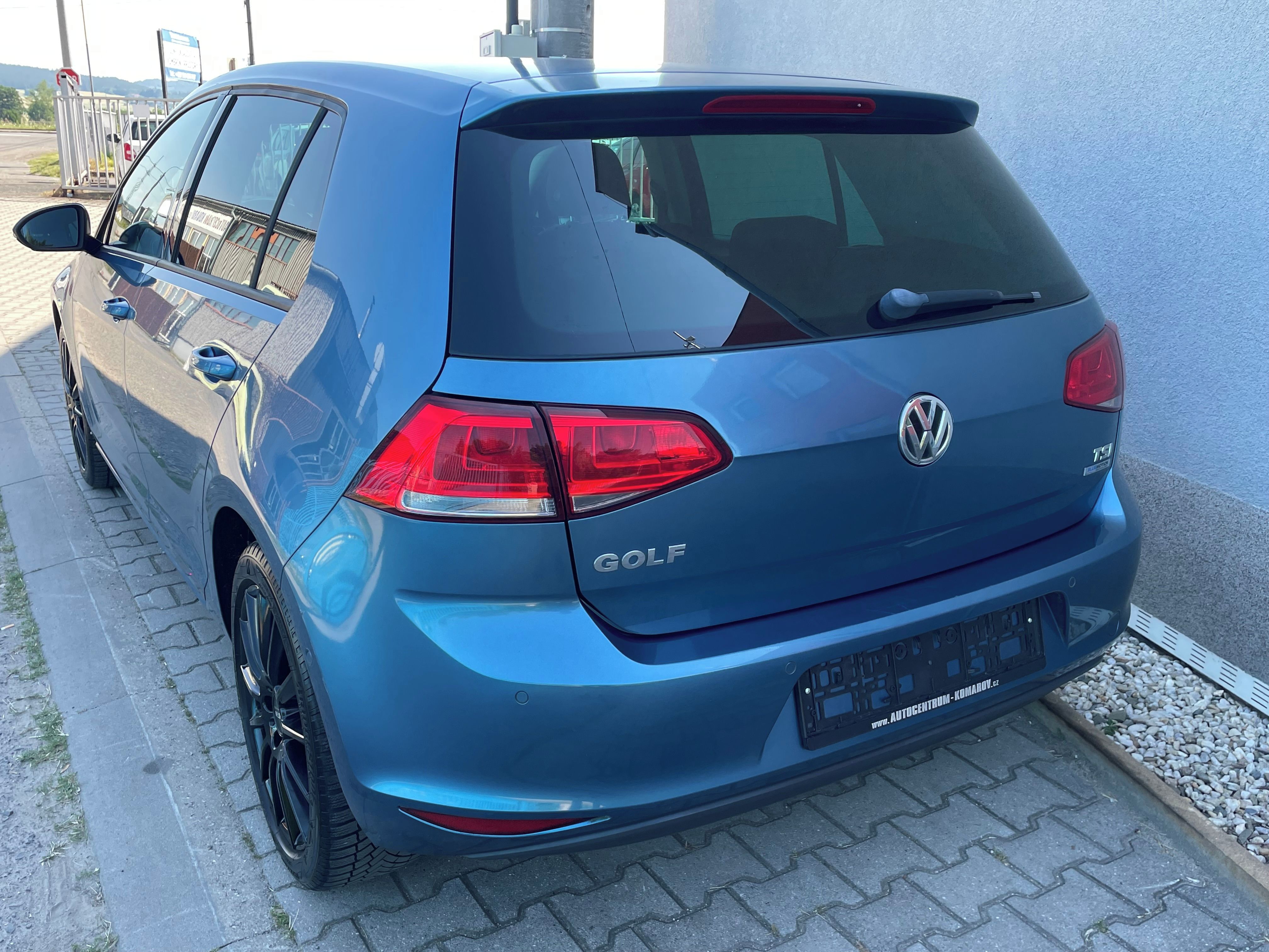 Volkswagen Golf, 1.2 TSI Serv.kniha 1.Majitel - fotka 4
