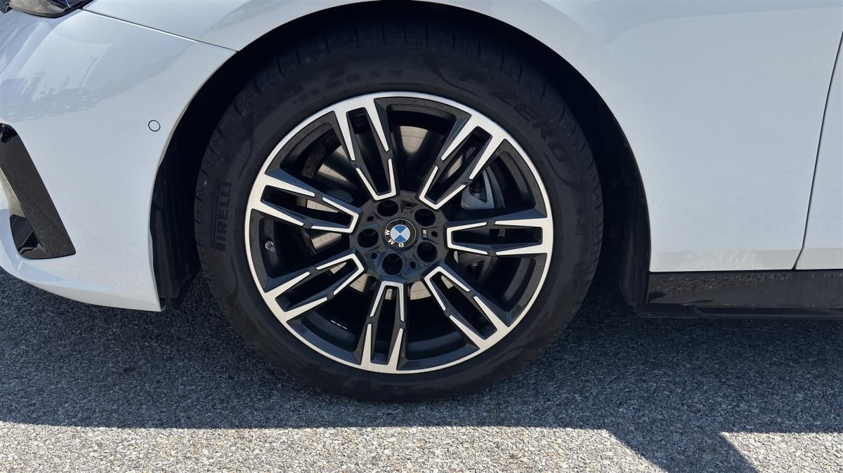 BMW Řada 5, 540xd Mpaket ČR DPH - fotka 4