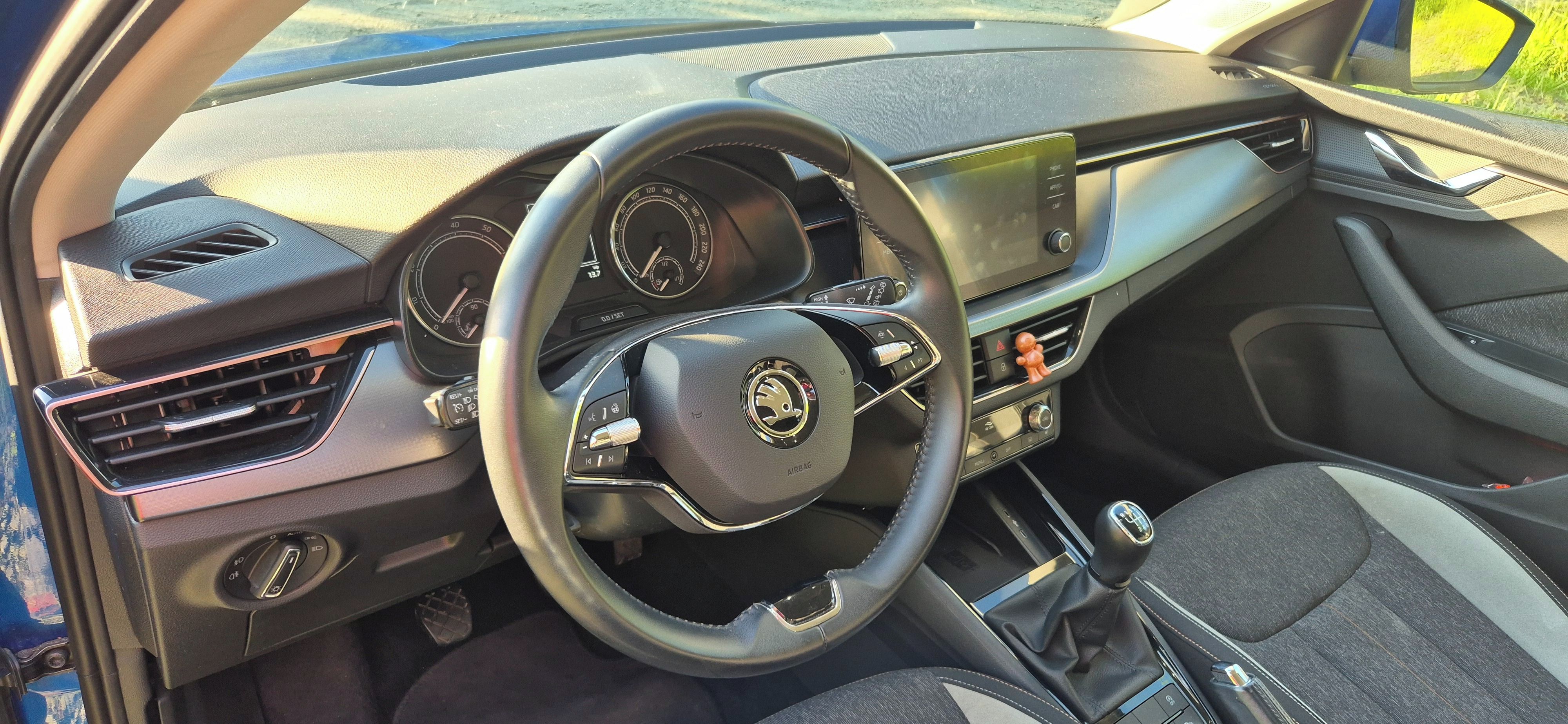 Škoda Scala, 1,0 TSI - fotka 4