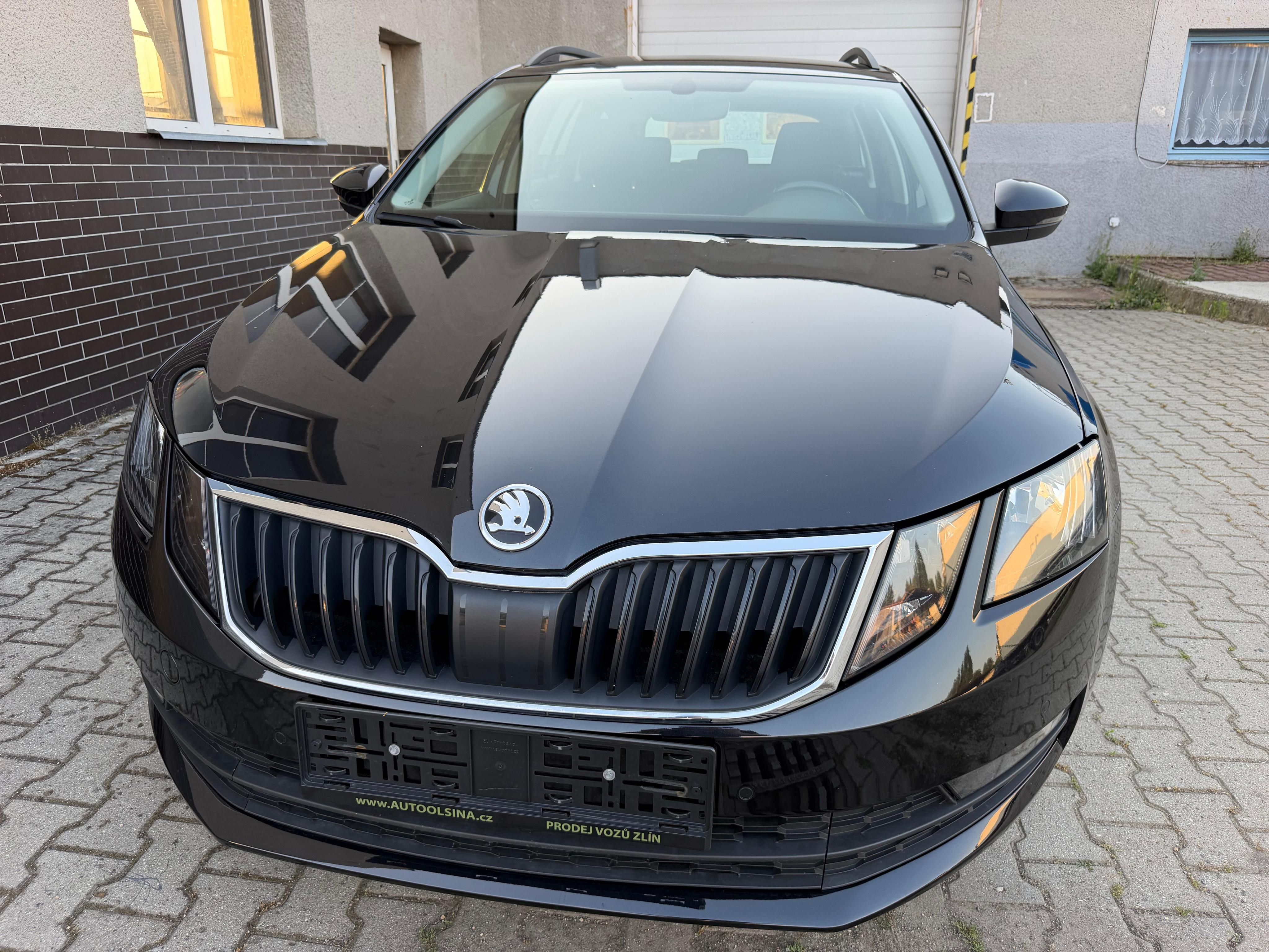 Škoda Octavia, 1.4 TSI DSG 110kW - fotka 2