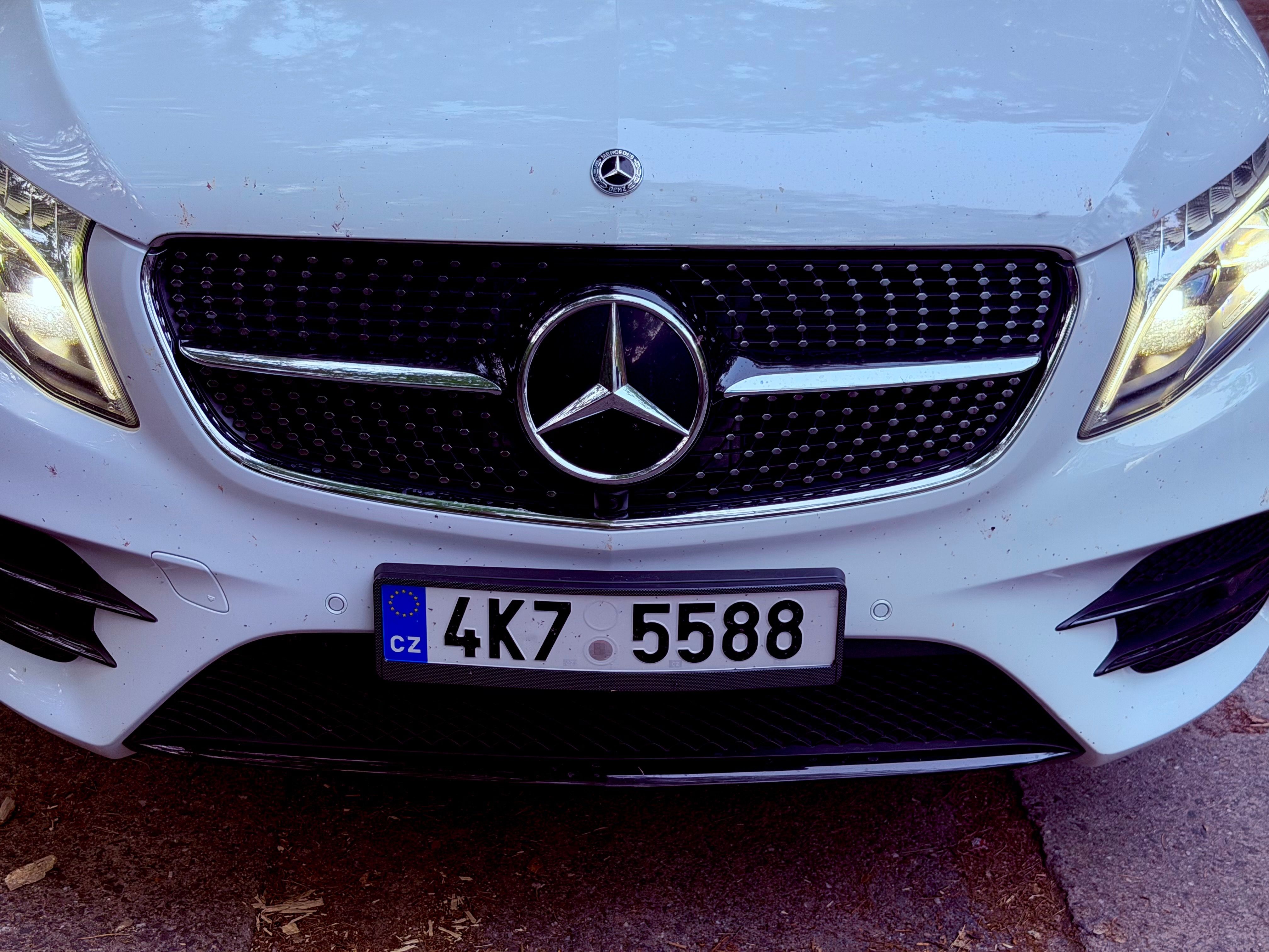 Mercedes-Benz Třídy V, V300d 4x4 174kW CZ AMG 6 míst - fotka 5