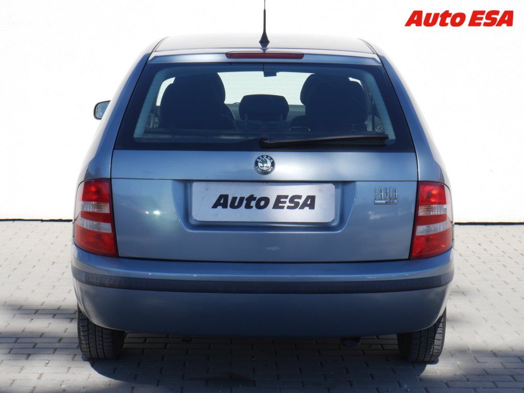 Škoda Fabia, 1.2HTP,2.maj,ČR - fotka 5