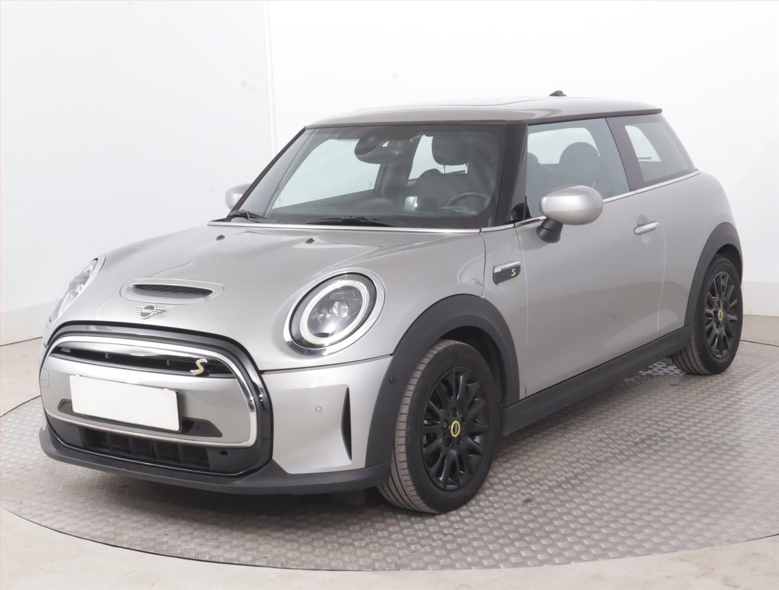 Mini, Cooper SE 32 kWh, SoH 100% - fotka 2