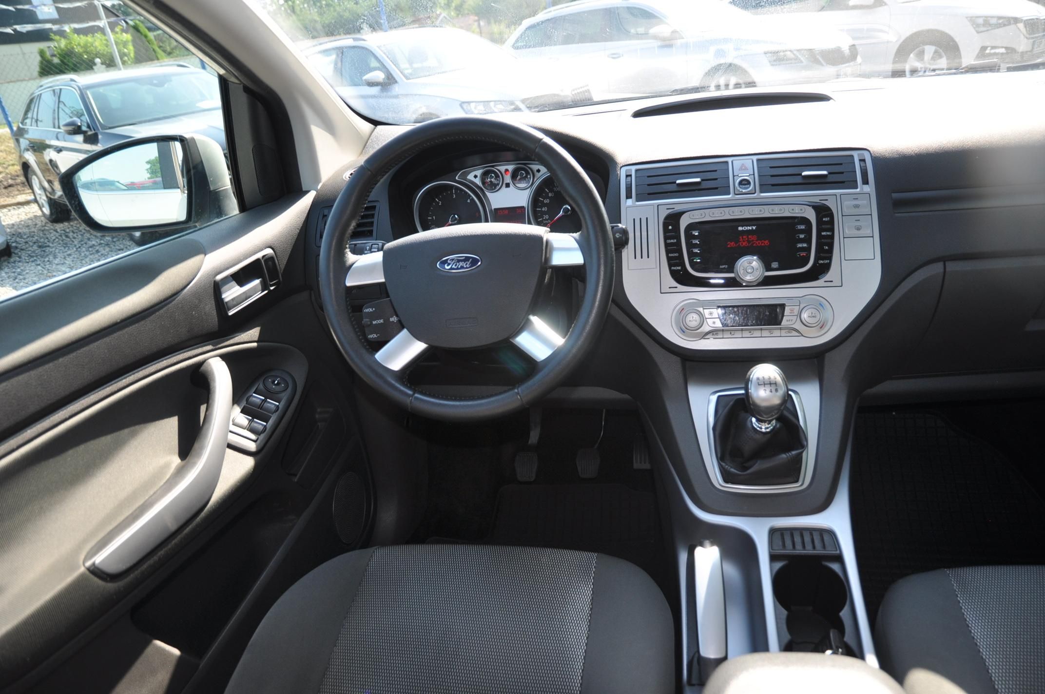 Ford Kuga, 2.0TDCi 103kW 4x4 Trend - fotka 5