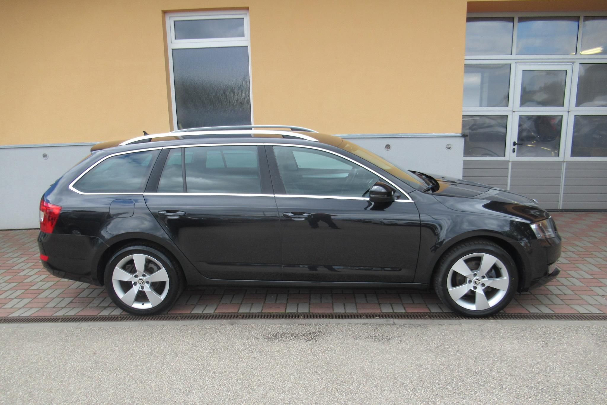 Škoda Octavia, 2.0 TDi AUT. KLIMA SADA KOL - fotka 3