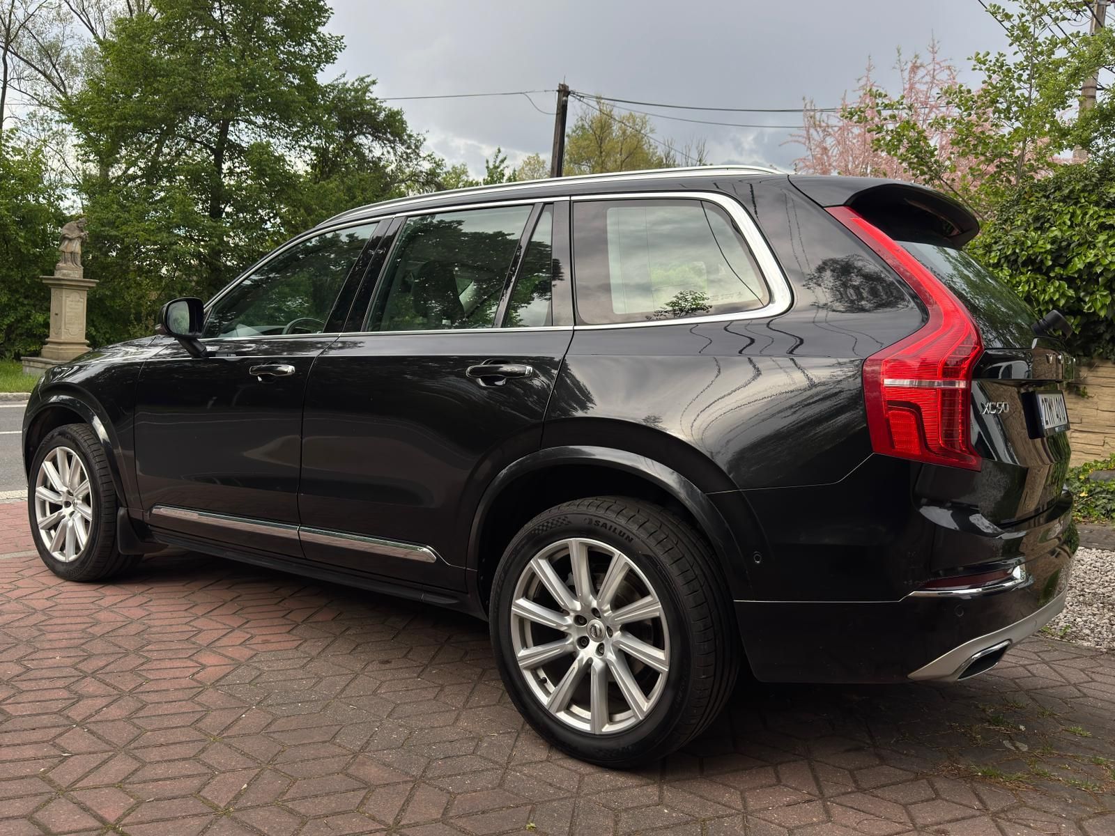 Volvo XC90, D5 ČR DPH 4X4 AUTOMAT TAŽNÉ - fotka 4