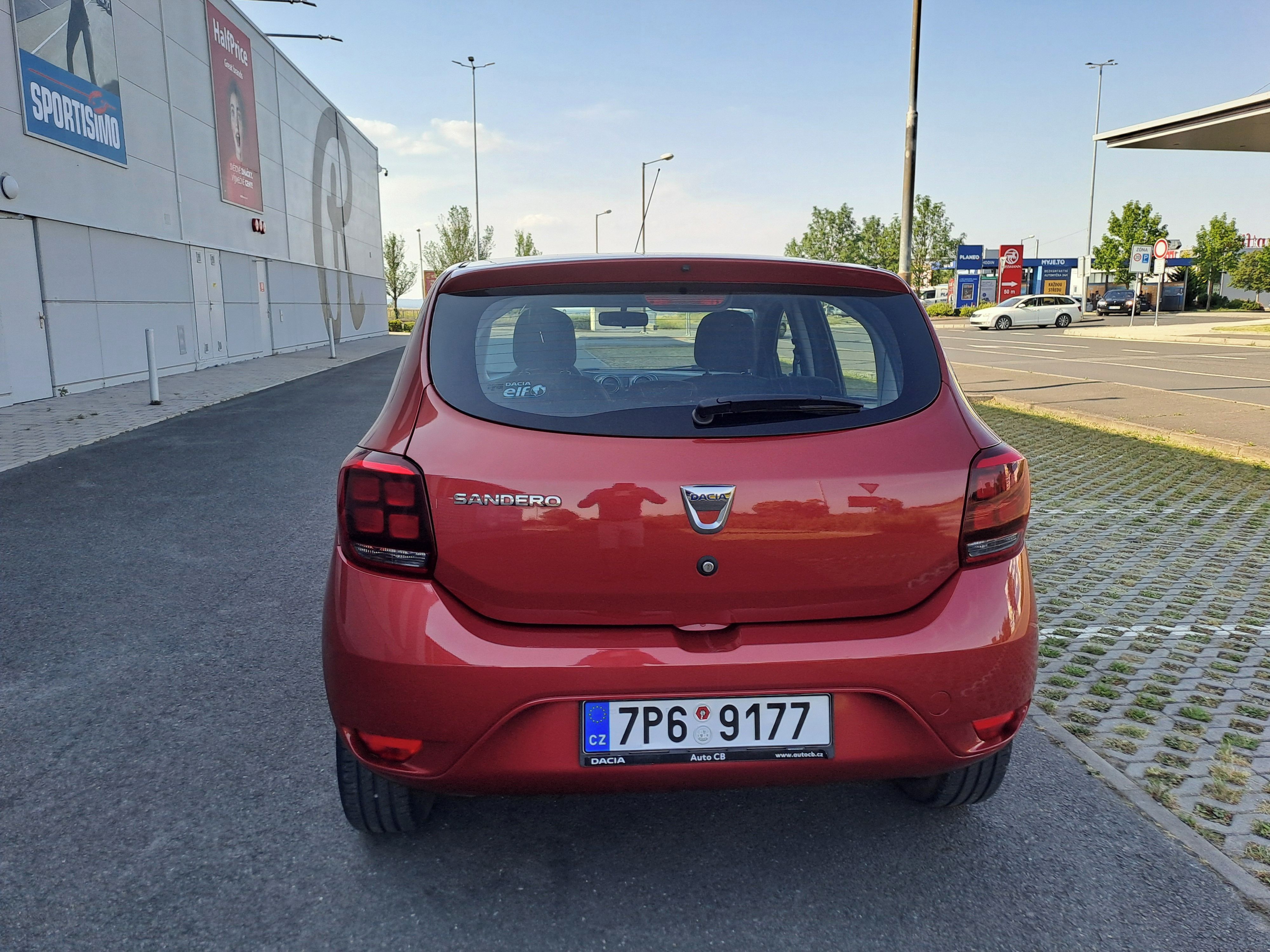 Dacia Sandero, 1.0SCE 1.MAJ POUZE 13 787KM!! - fotka 6