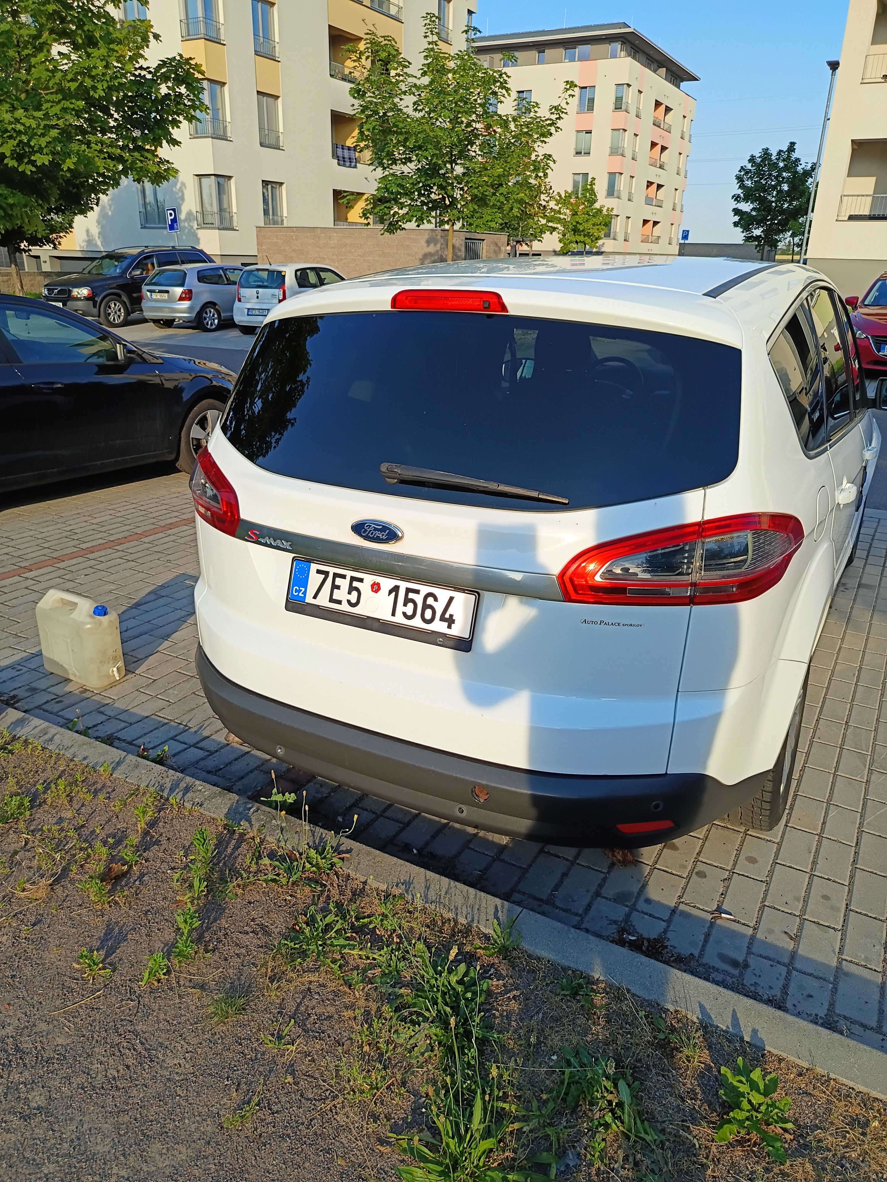 Ford S-MAX, 1,6 ecobost - fotka 2