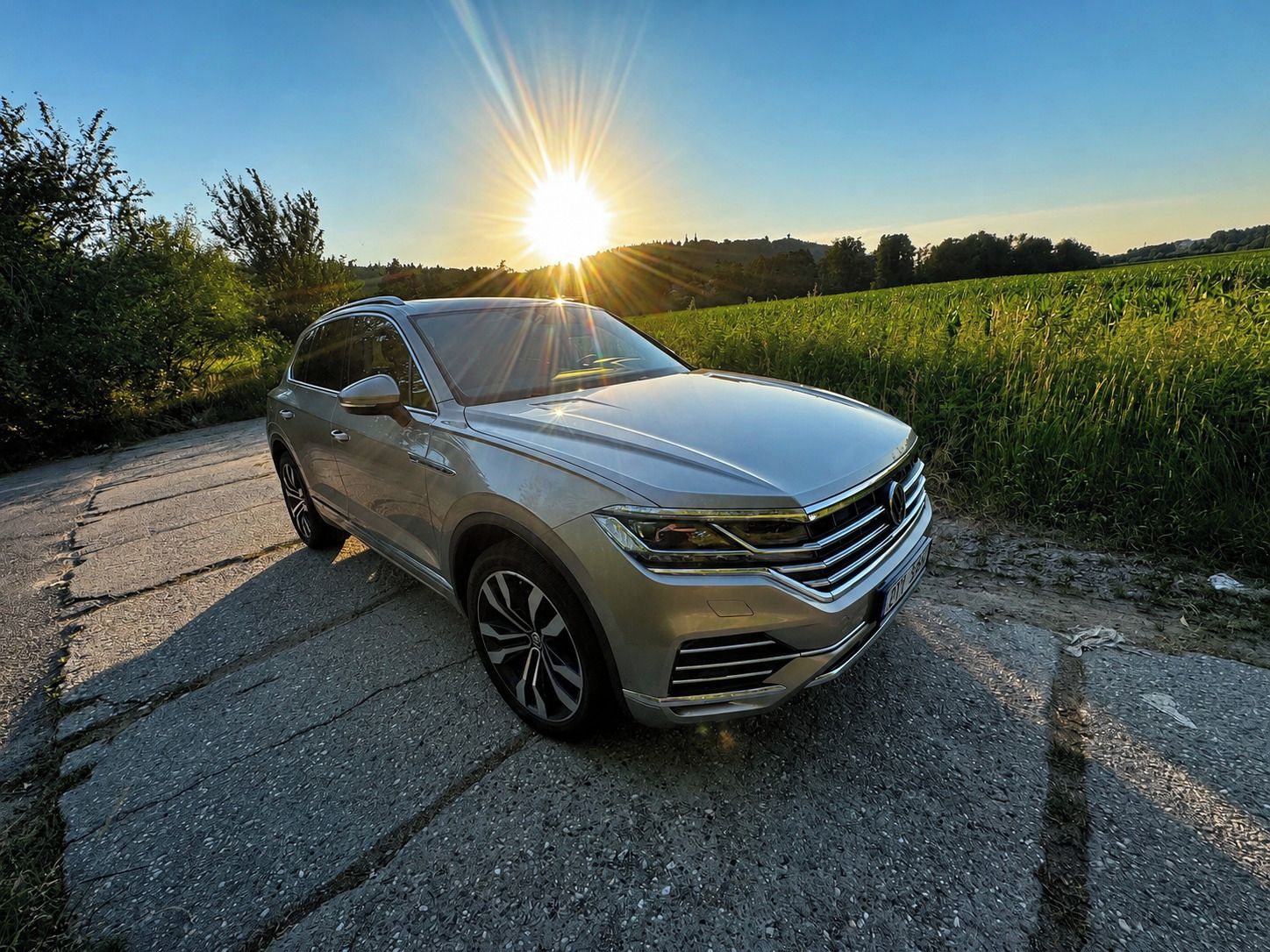 Volkswagen Touareg, Pouze 4 300 km - fotka 3