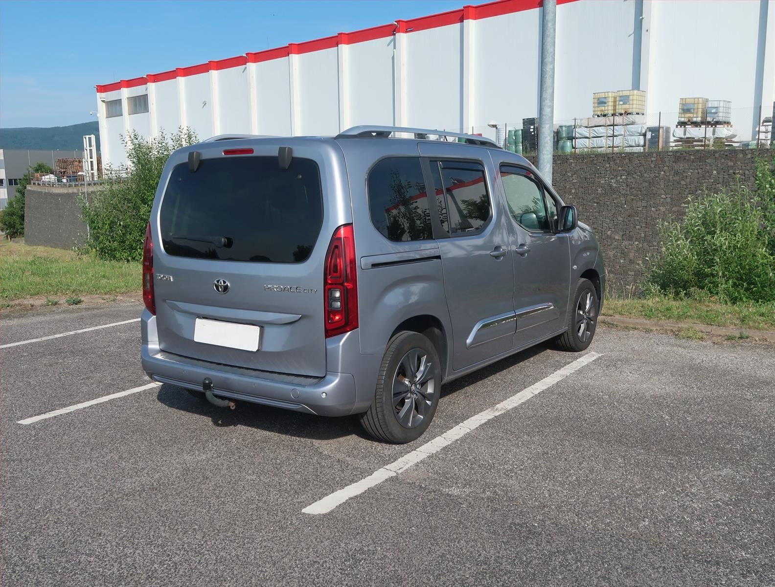 Toyota Proace City Verso, 1.5 D-4D, Family, 5Míst, Klima - fotka 5